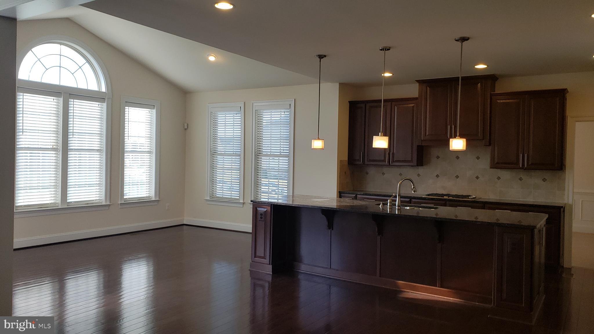 MARBURY - Residential Lease