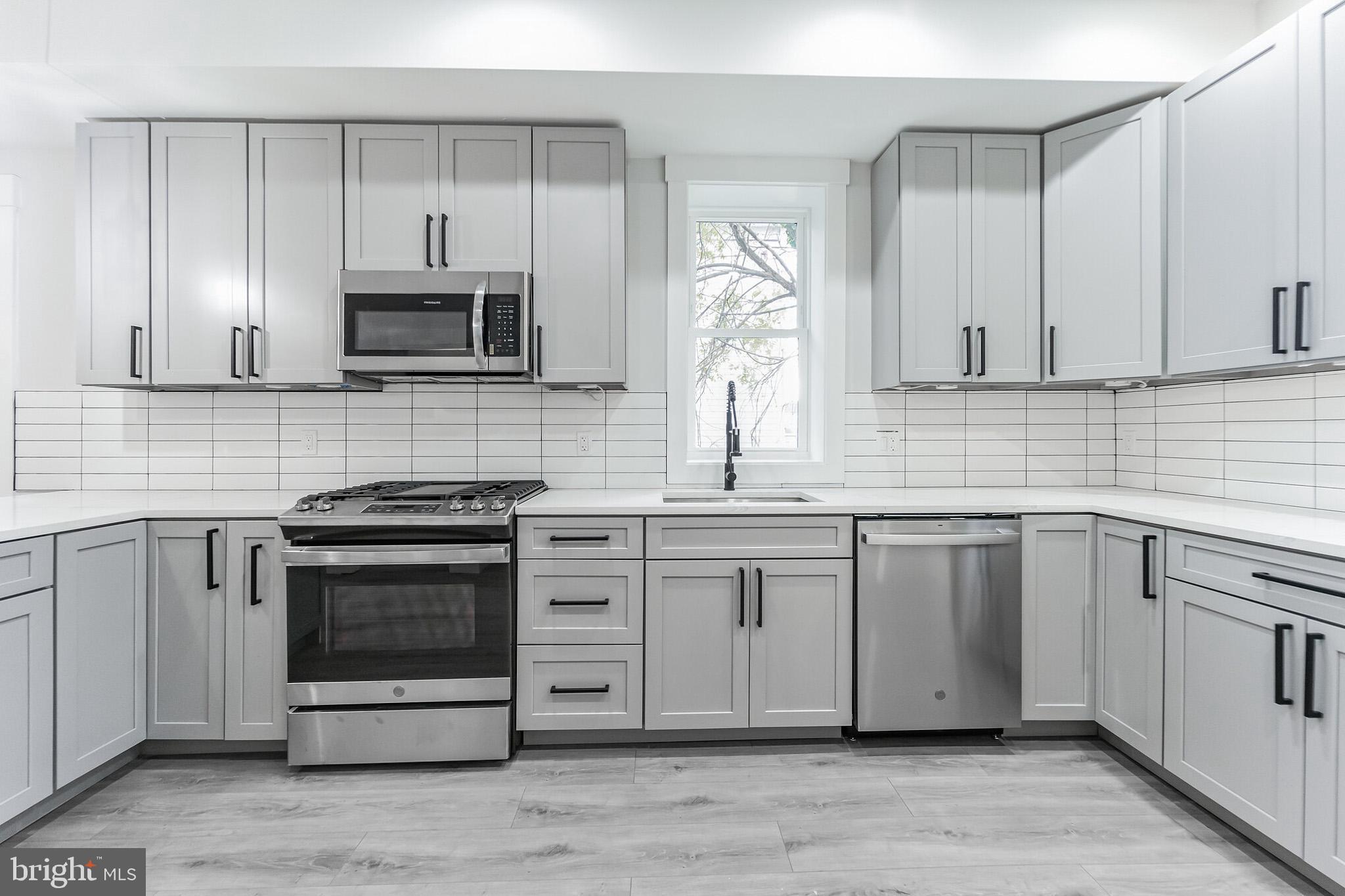 PARK HEIGHTS - Residential