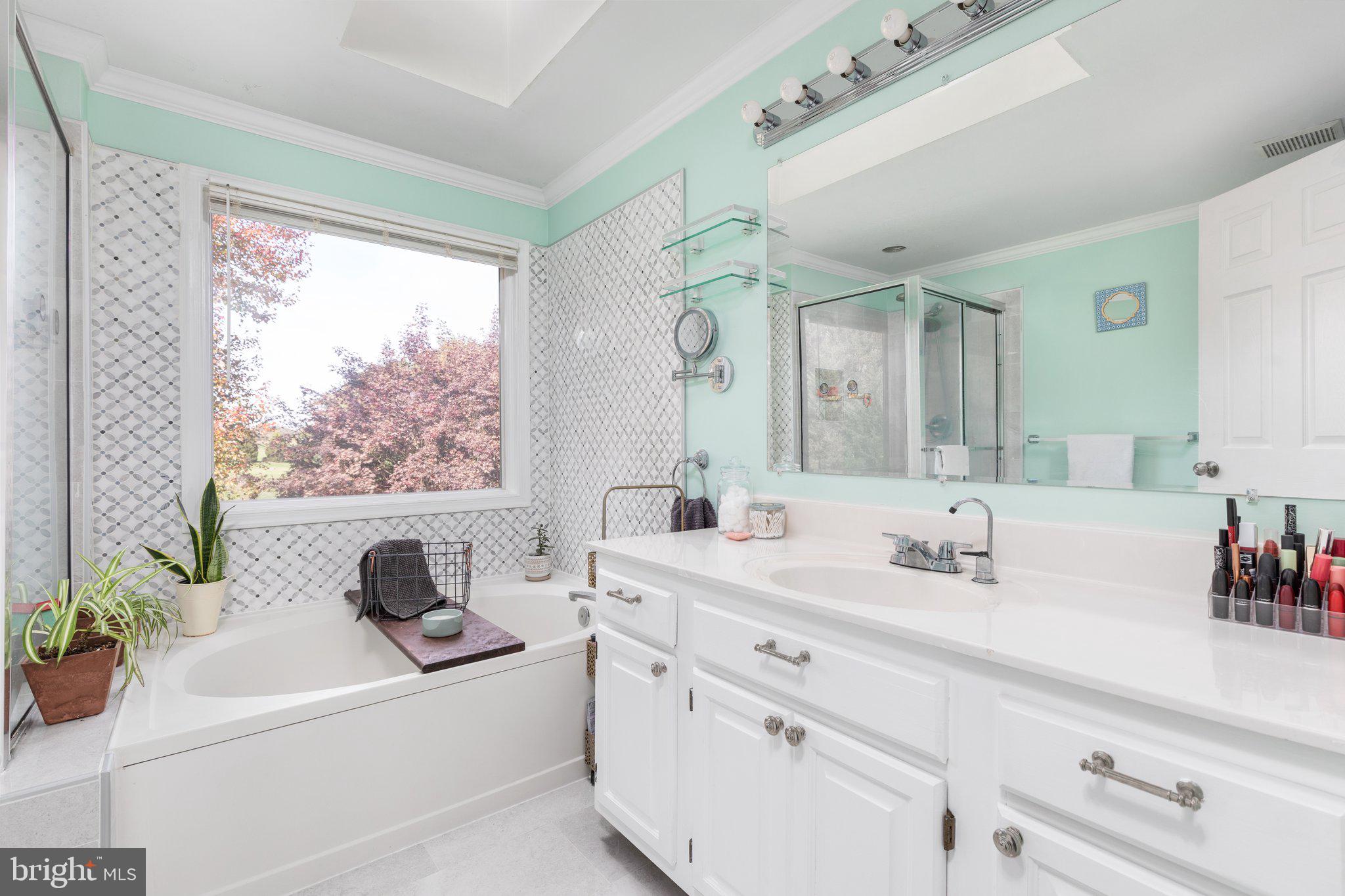 STEEPLE CHASE - Residential