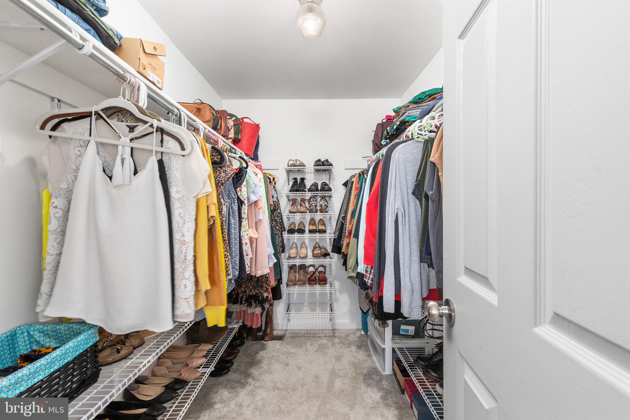 STEEPLE CHASE - Residential