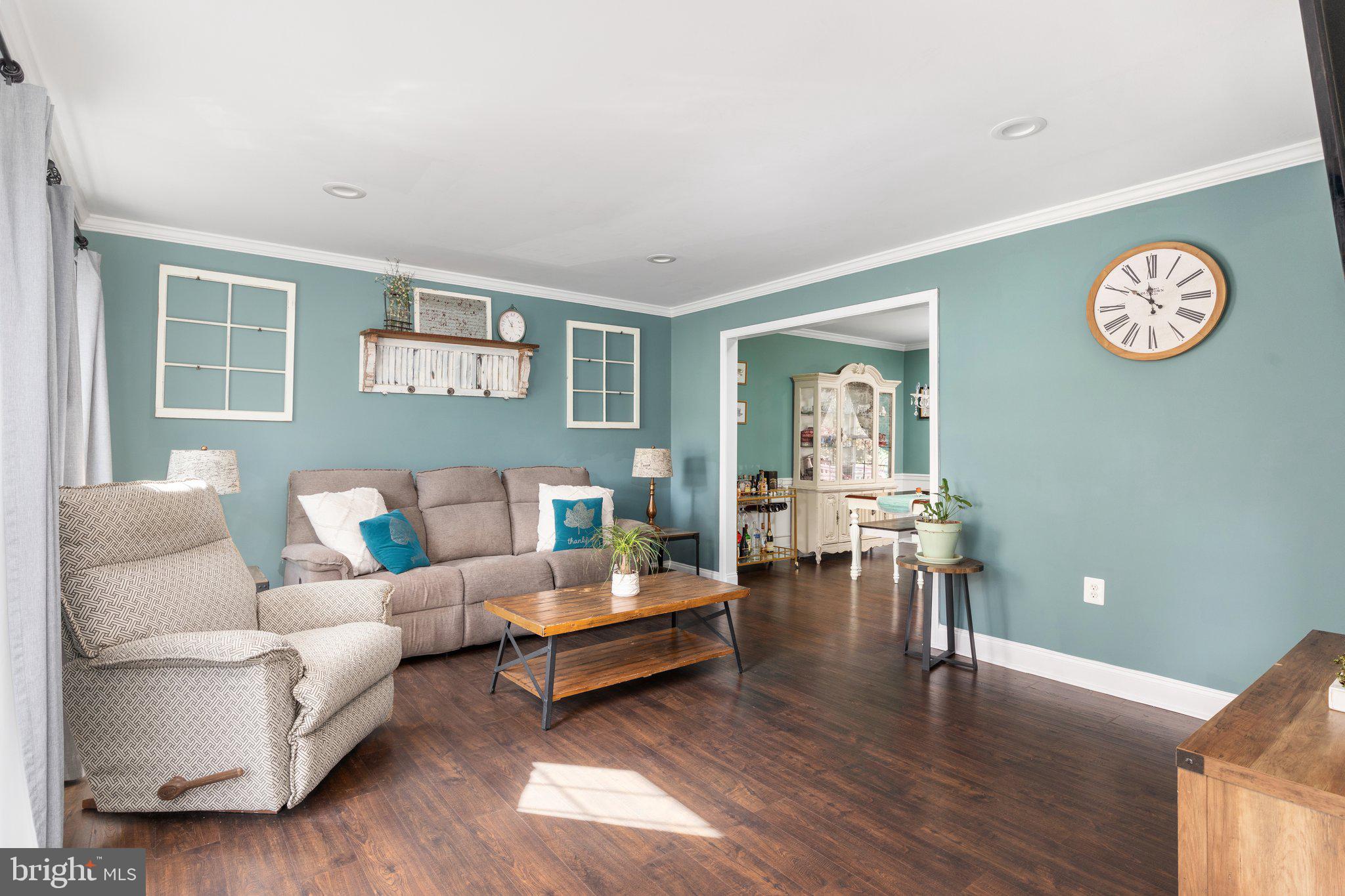 STEEPLE CHASE - Residential