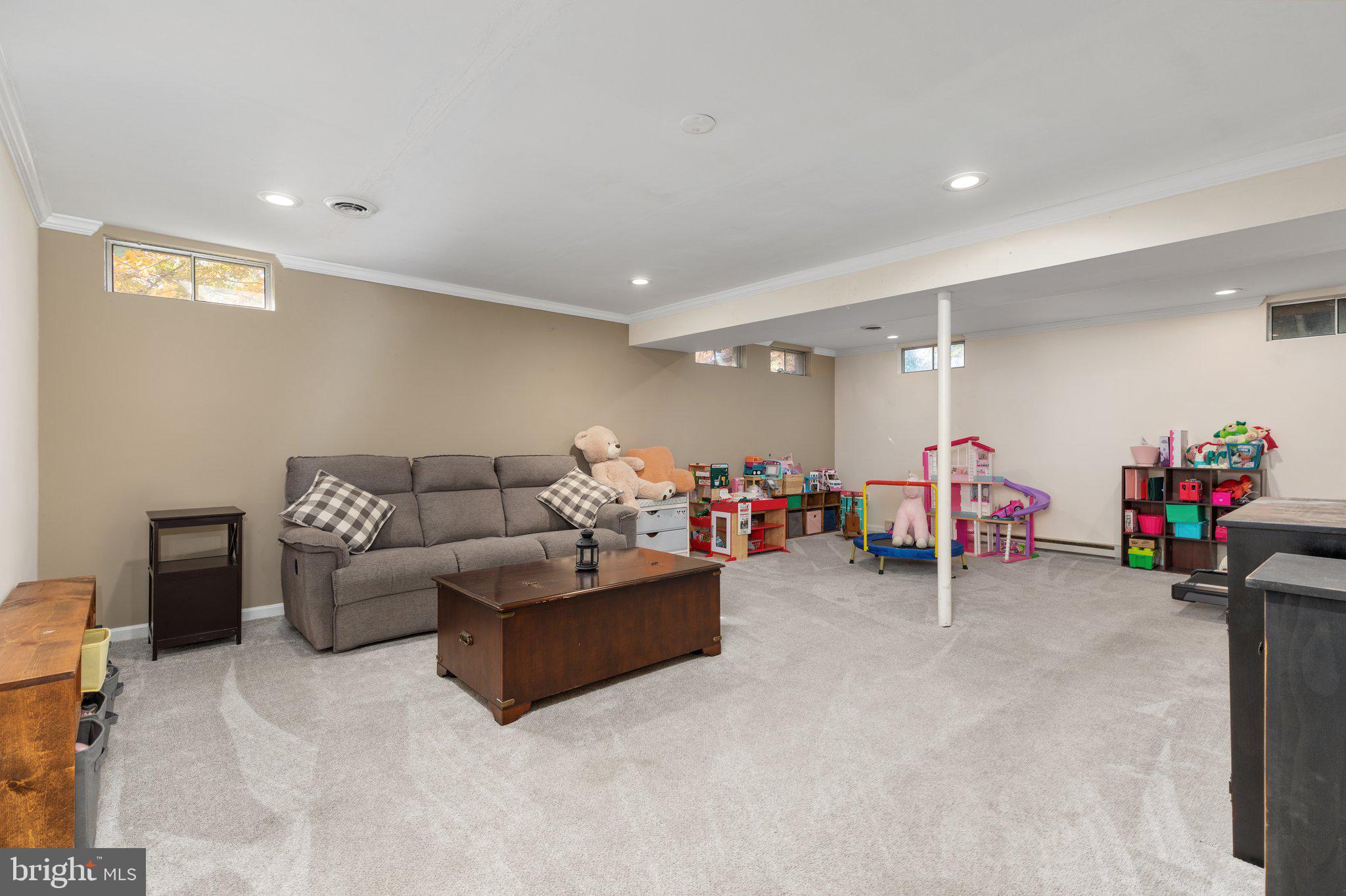 STEEPLE CHASE - Residential