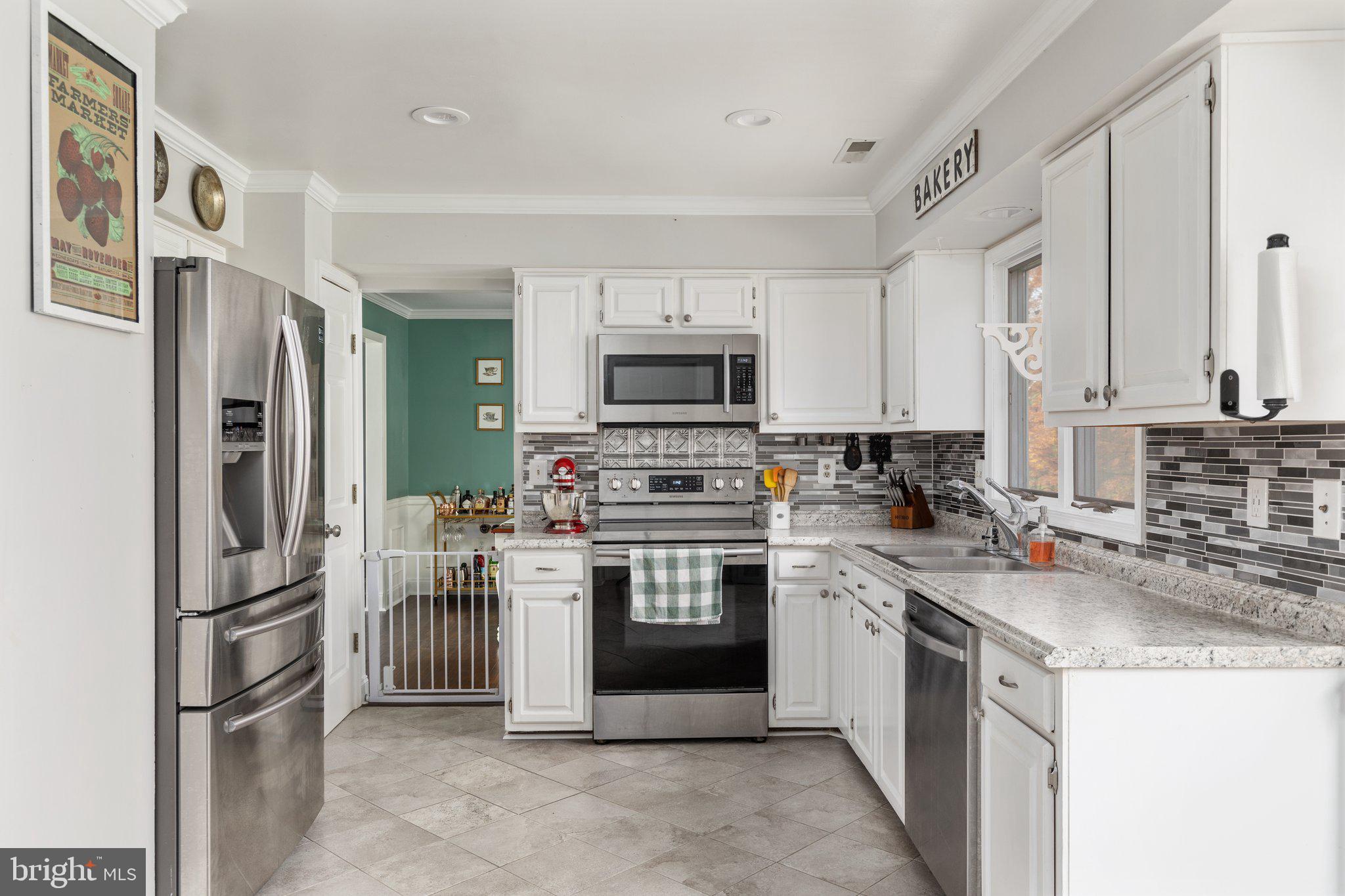 STEEPLE CHASE - Residential