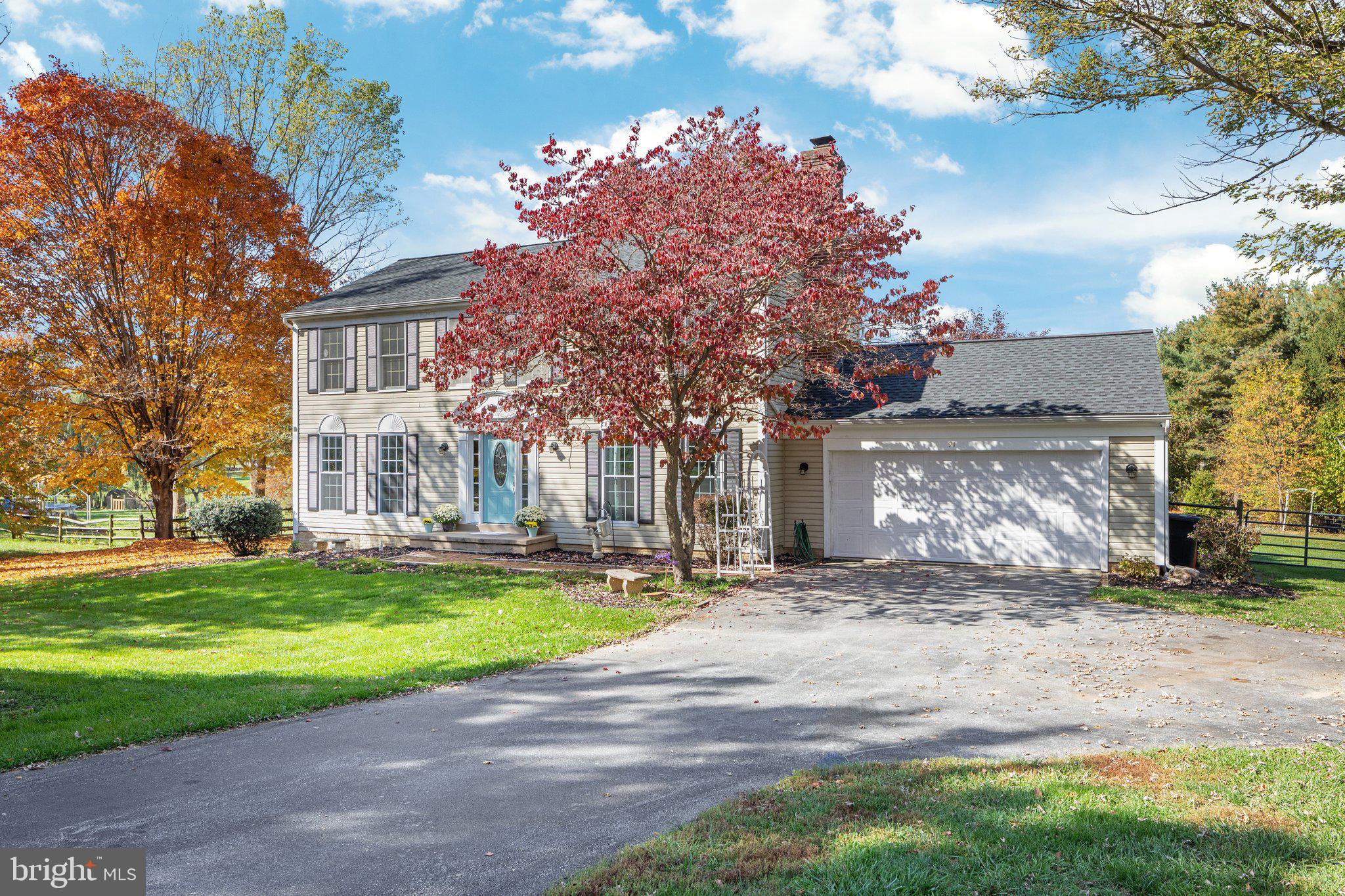 STEEPLE CHASE - Residential