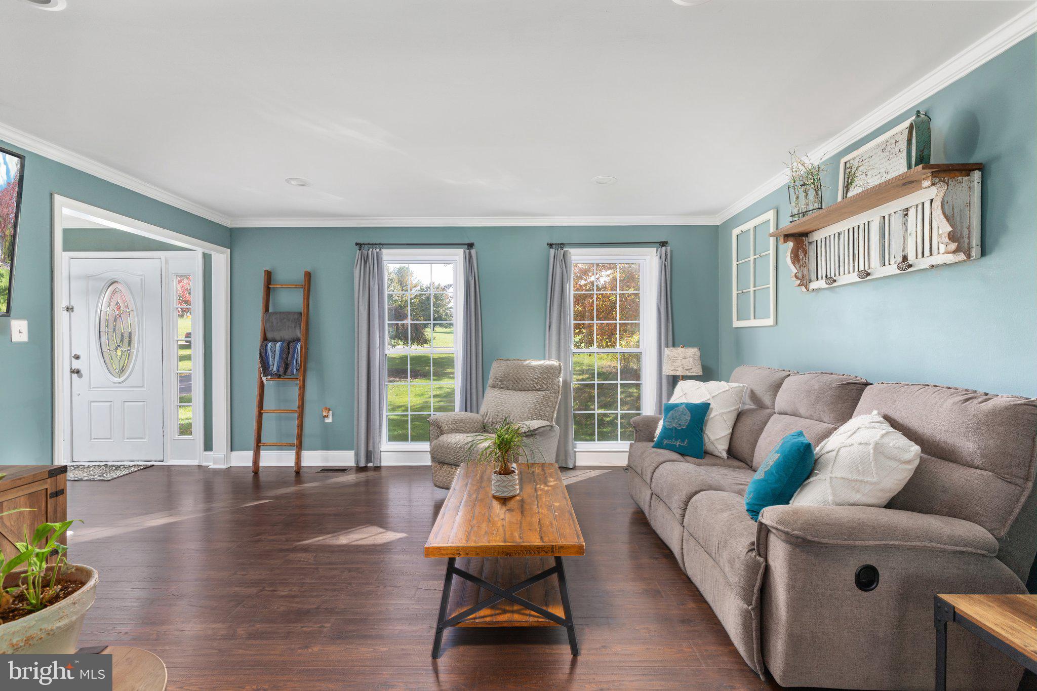 STEEPLE CHASE - Residential