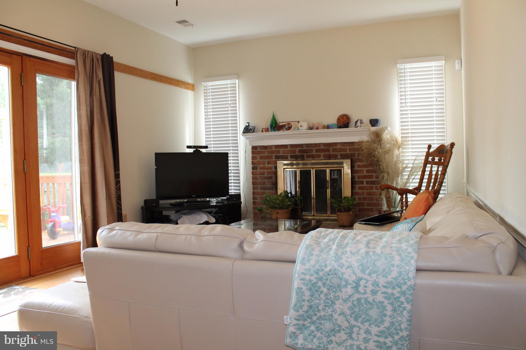 BRADLEY ACRES - Residential Lease