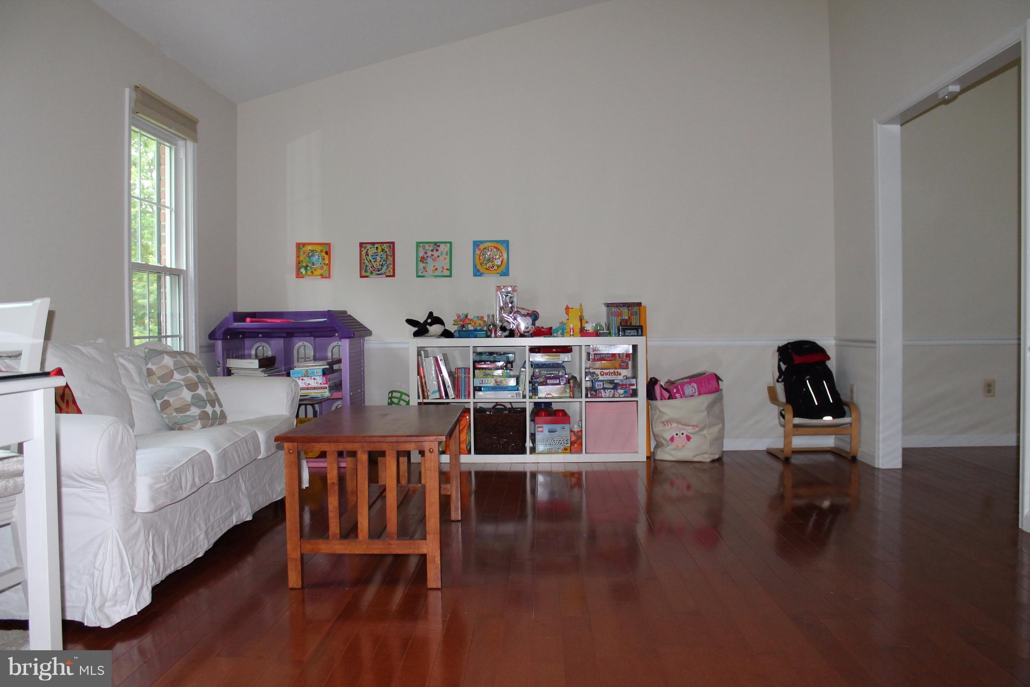 BRADLEY ACRES - Residential Lease