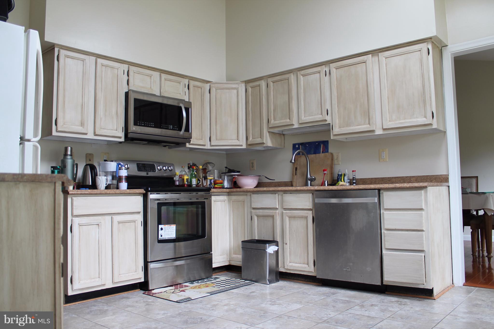 BRADLEY ACRES - Residential Lease