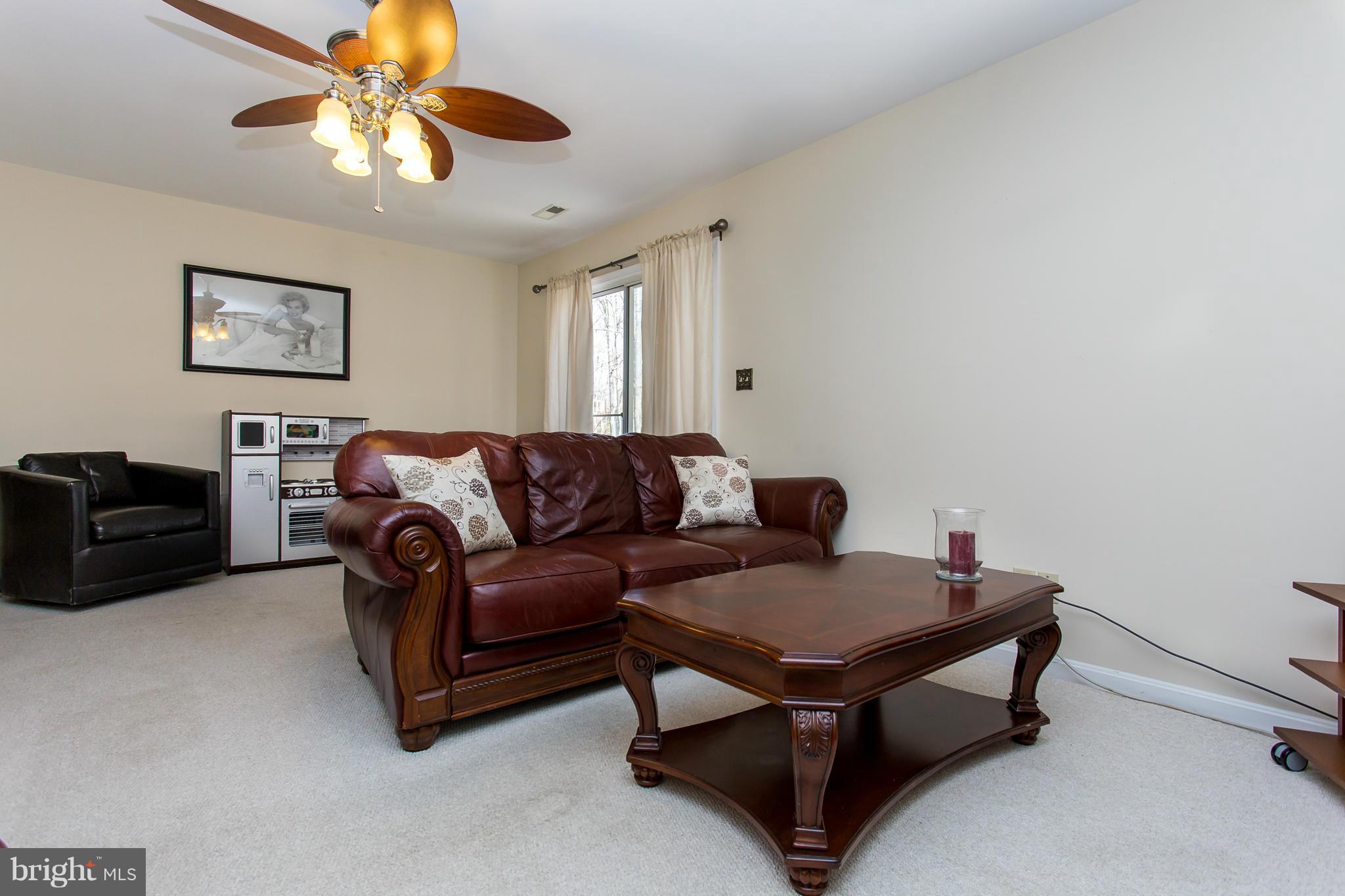 LEE'S HILL - Residential