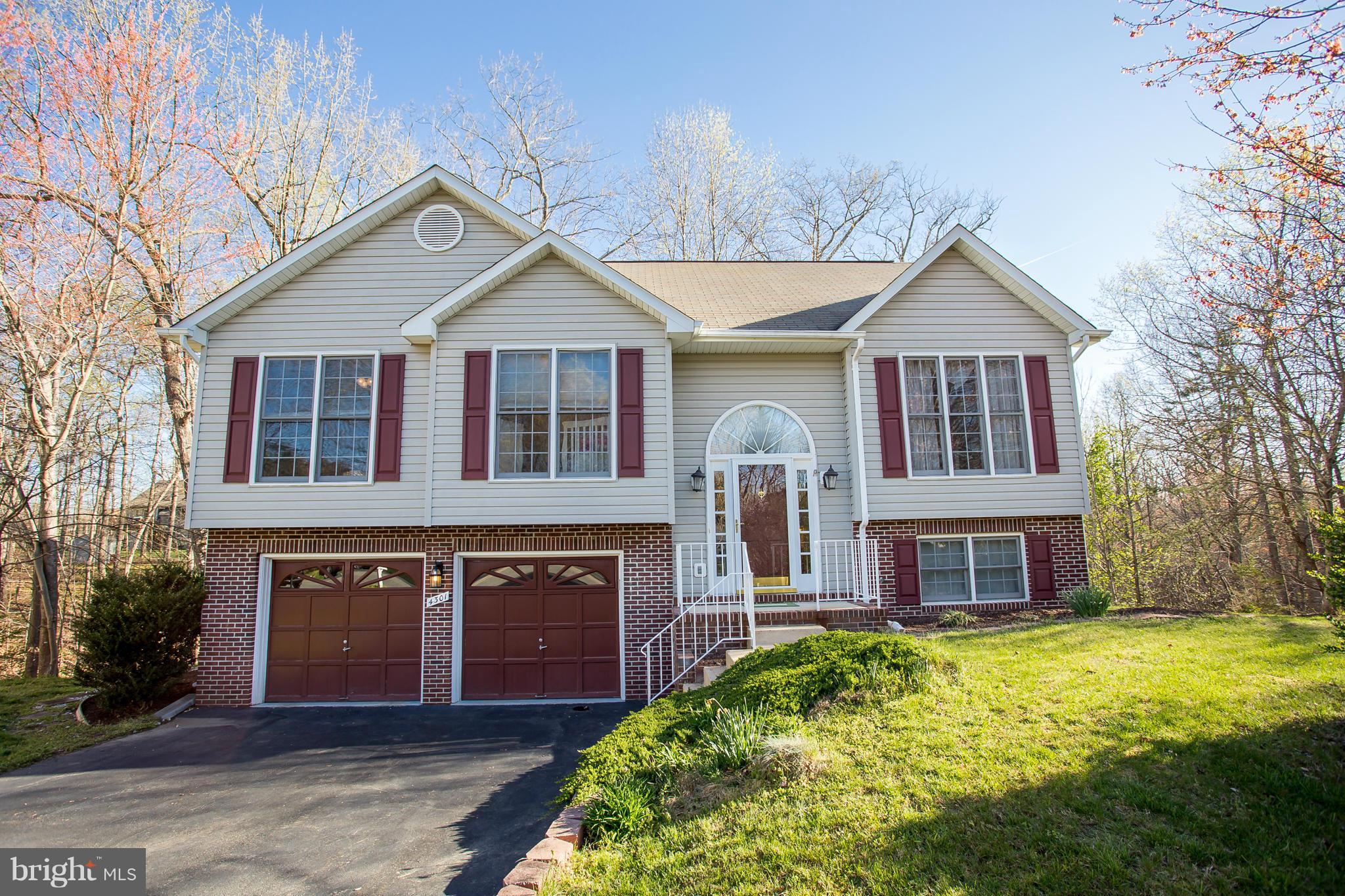 LEE'S HILL - Residential