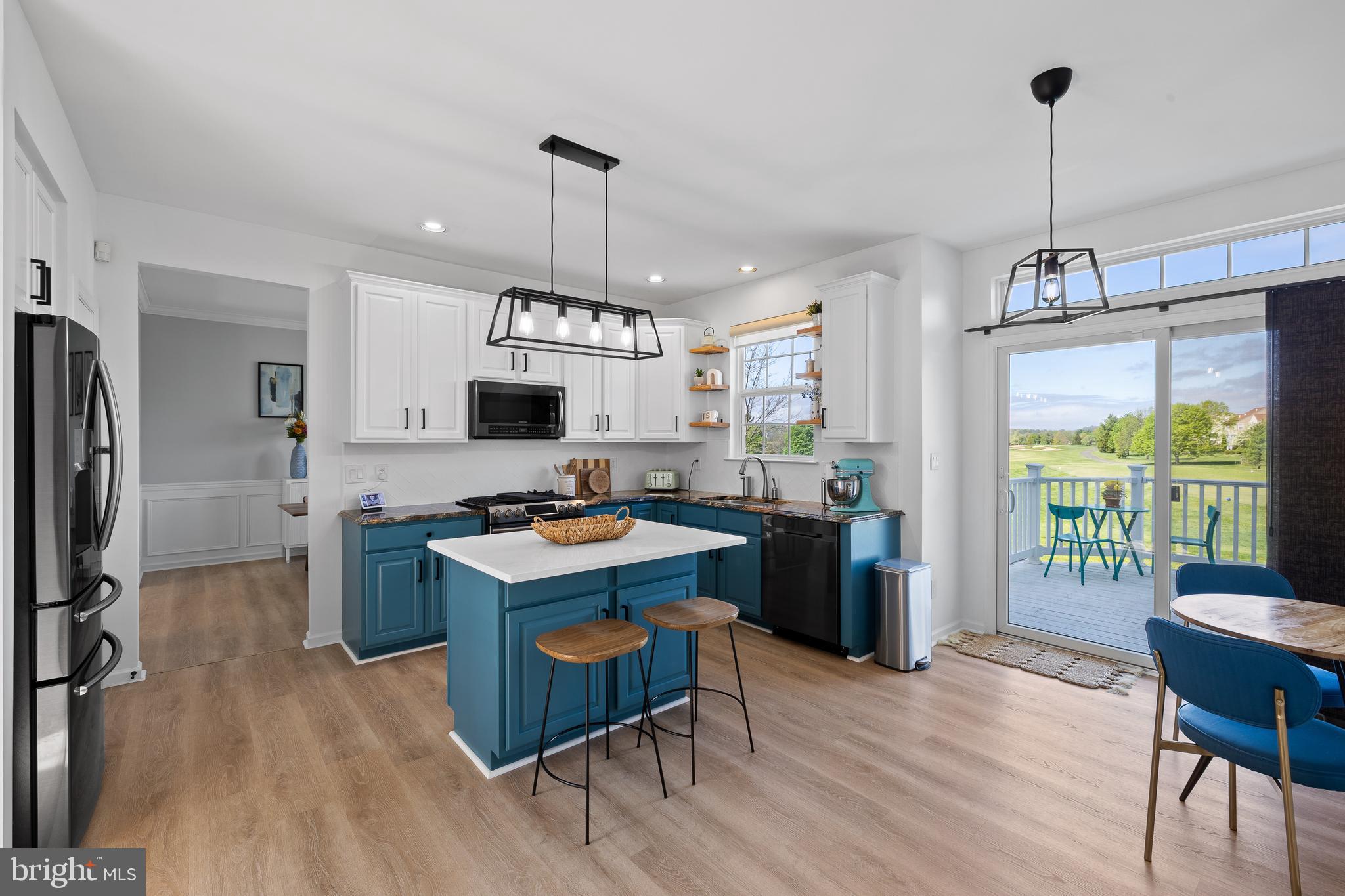 BELLA VISTA - Residential