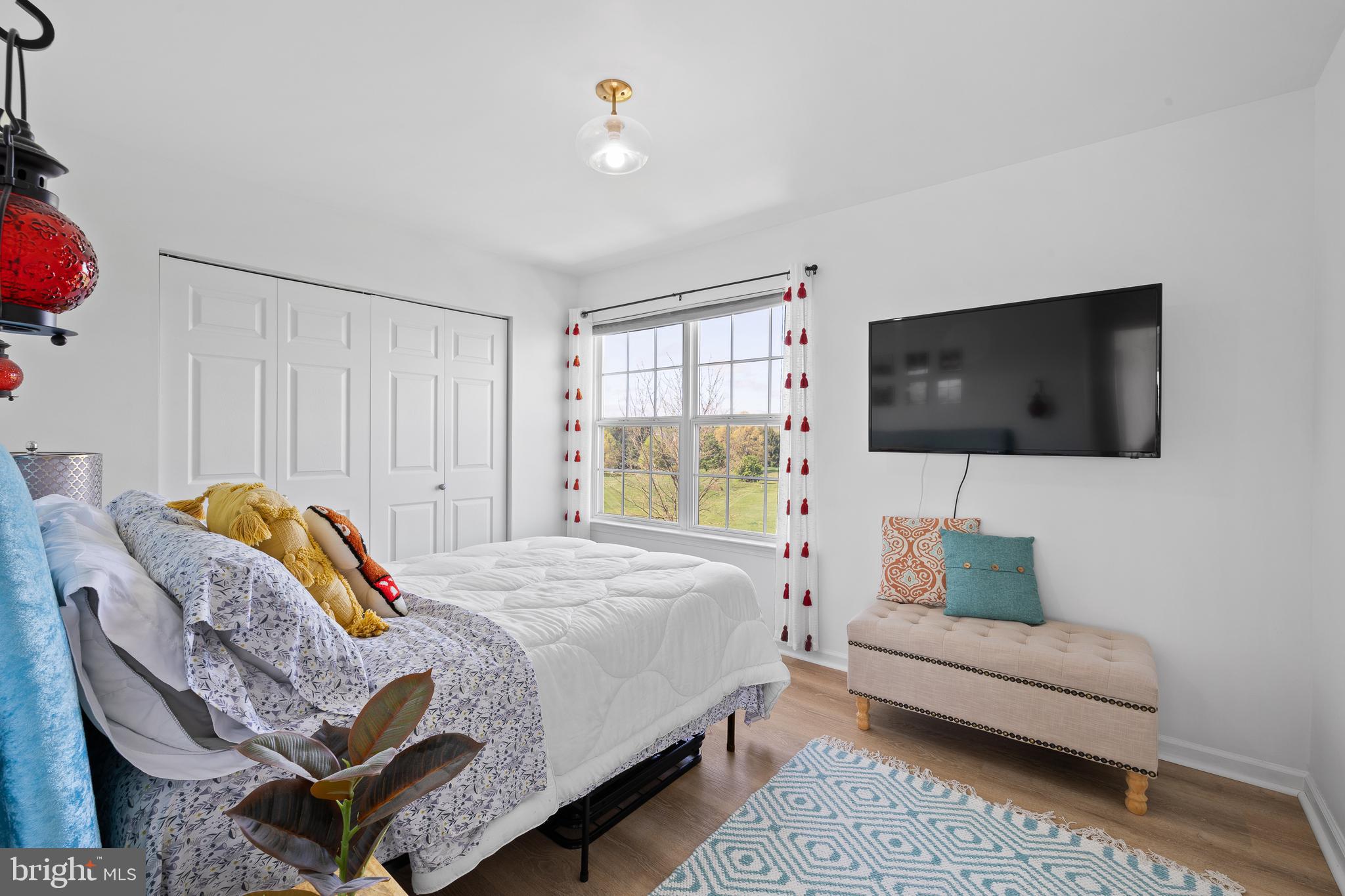 BELLA VISTA - Residential