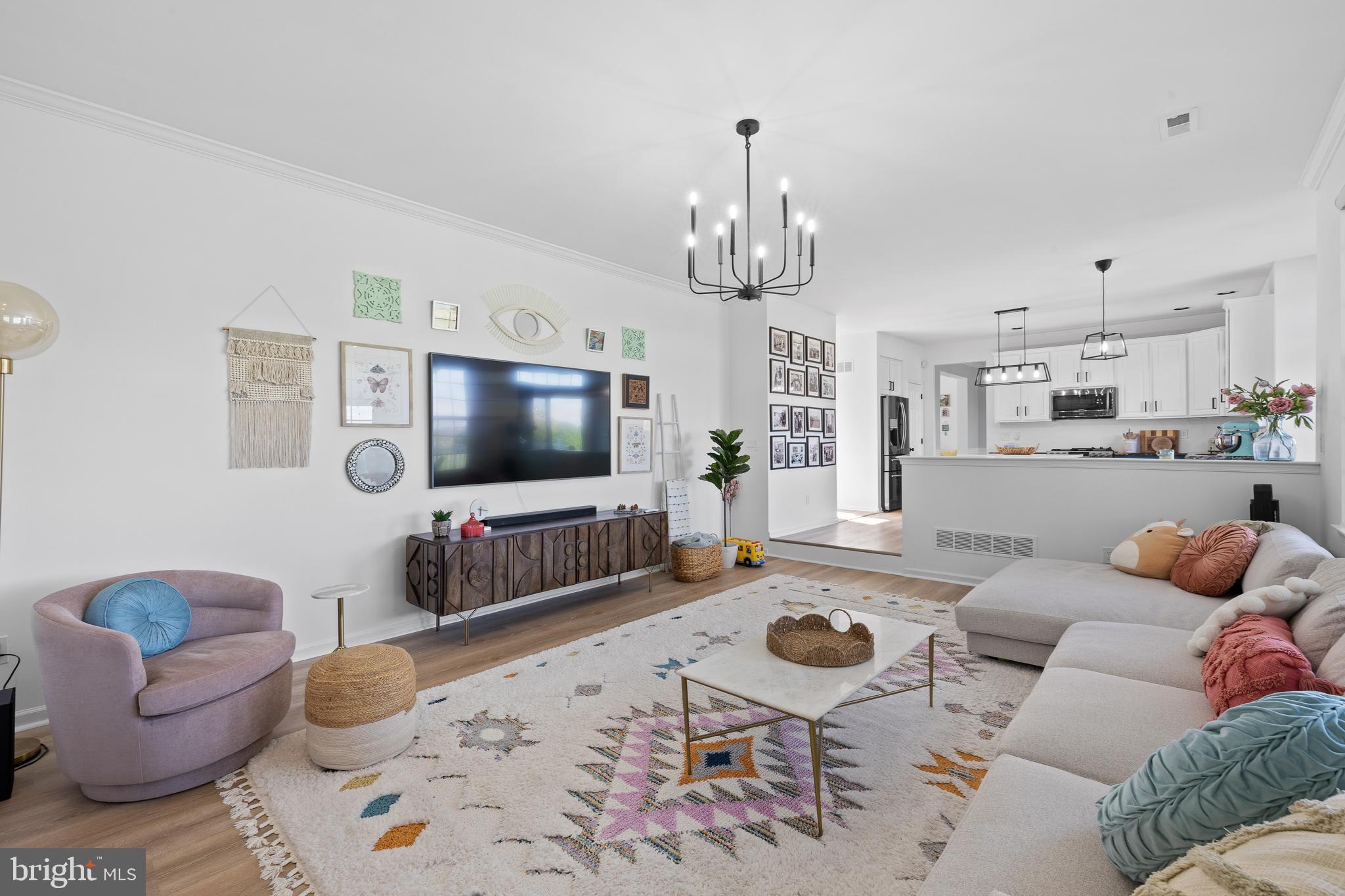 BELLA VISTA - Residential