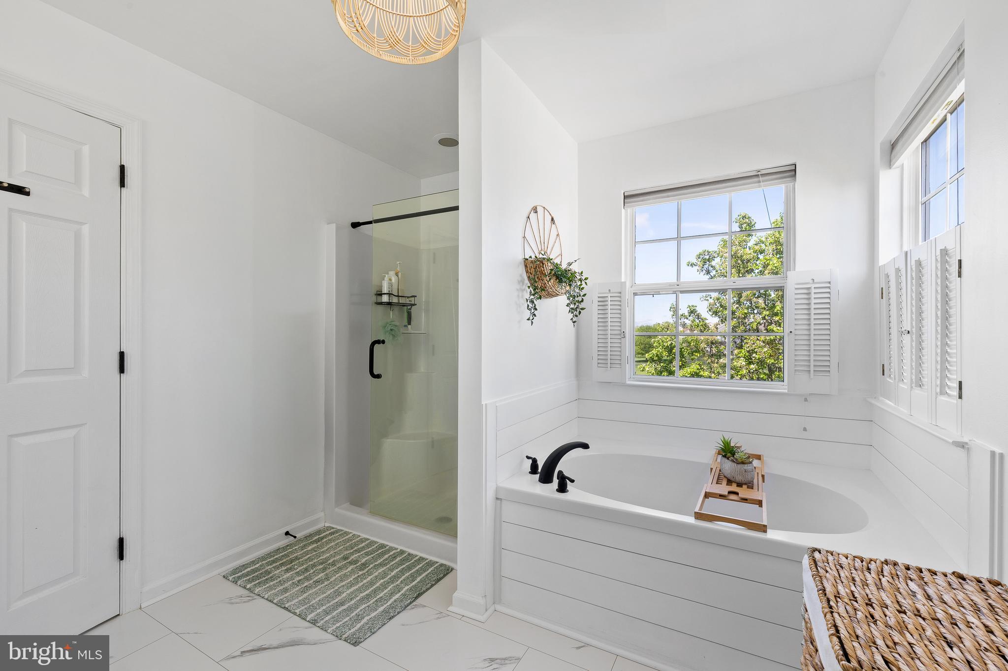 BELLA VISTA - Residential