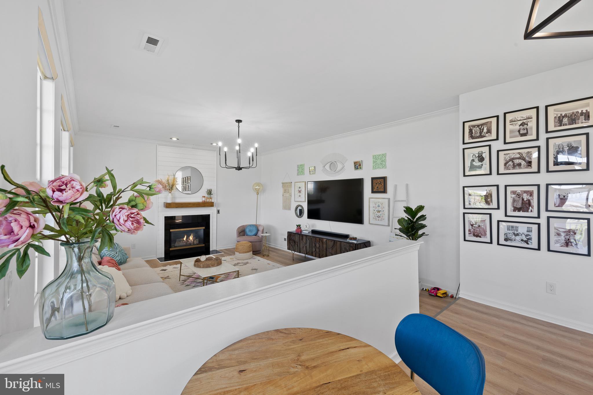 BELLA VISTA - Residential