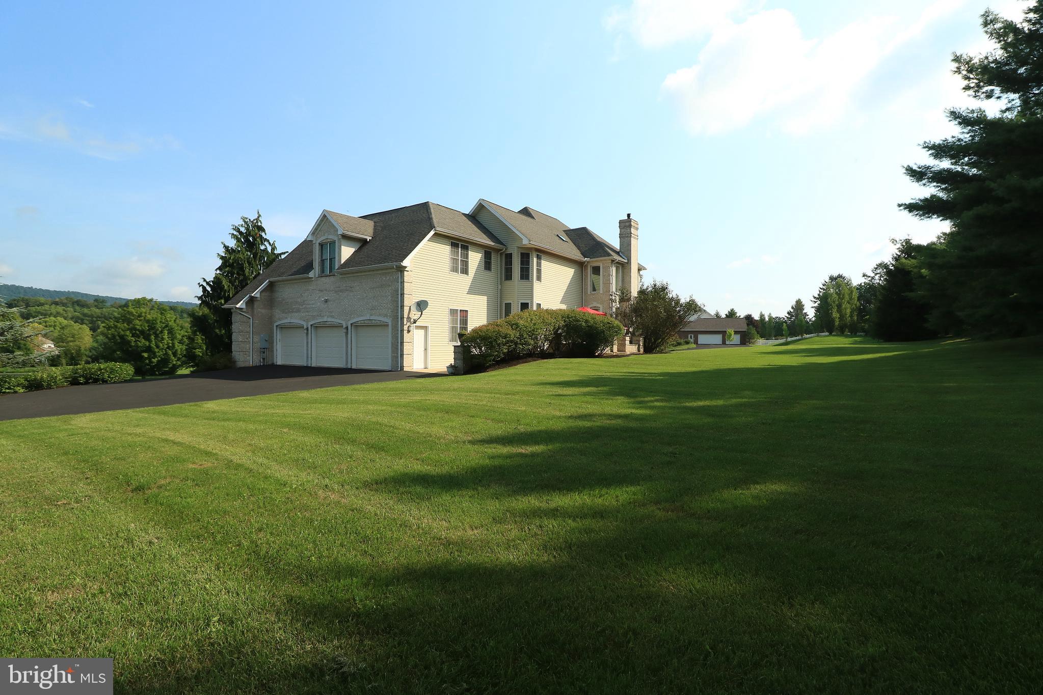 ASPEN HEIGHTS - Residential