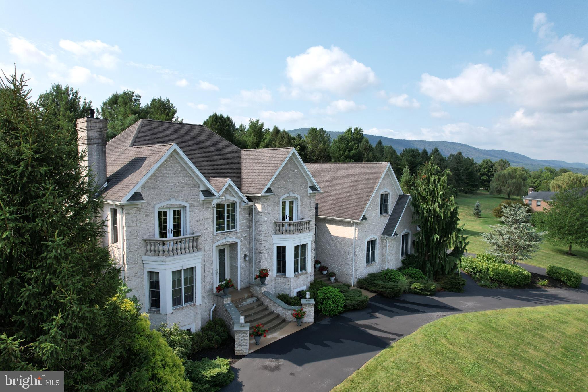 ASPEN HEIGHTS - Residential