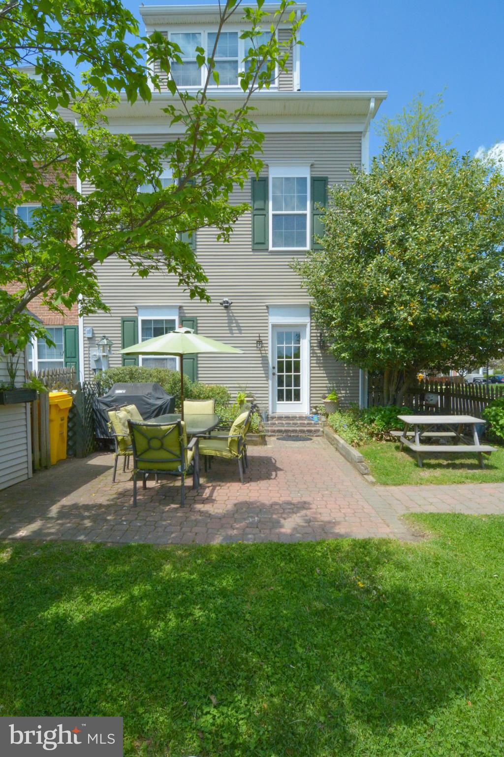 PINEY ORCHARD - Residential