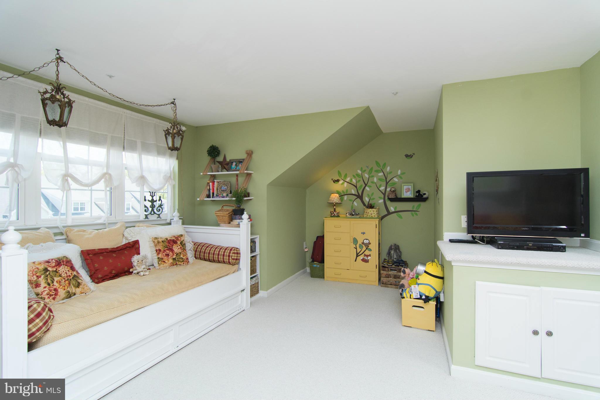 PINEY ORCHARD - Residential