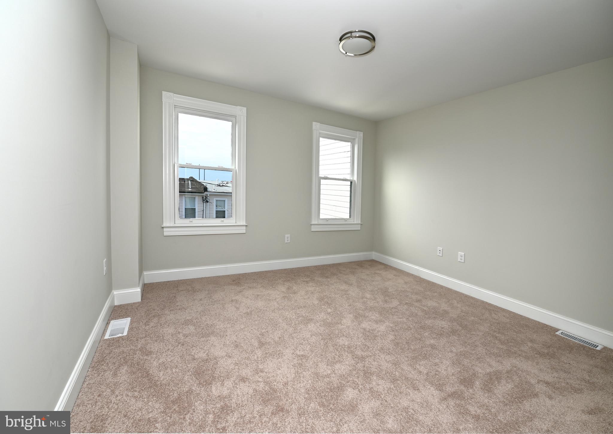 BROADWAY EAST - Residential