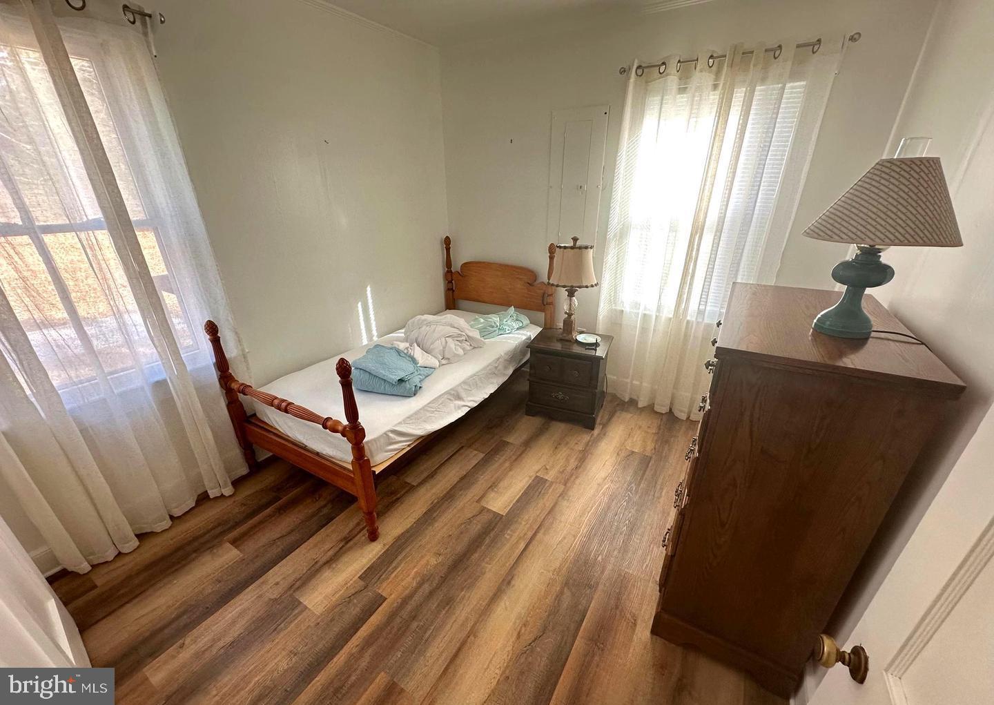 ST. AUBINS - Residential Lease