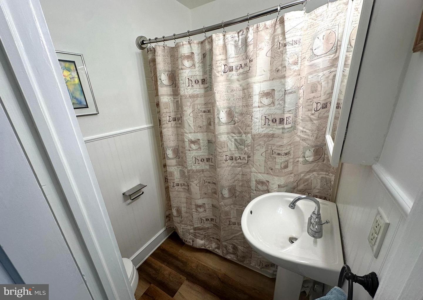 ST. AUBINS - Residential Lease