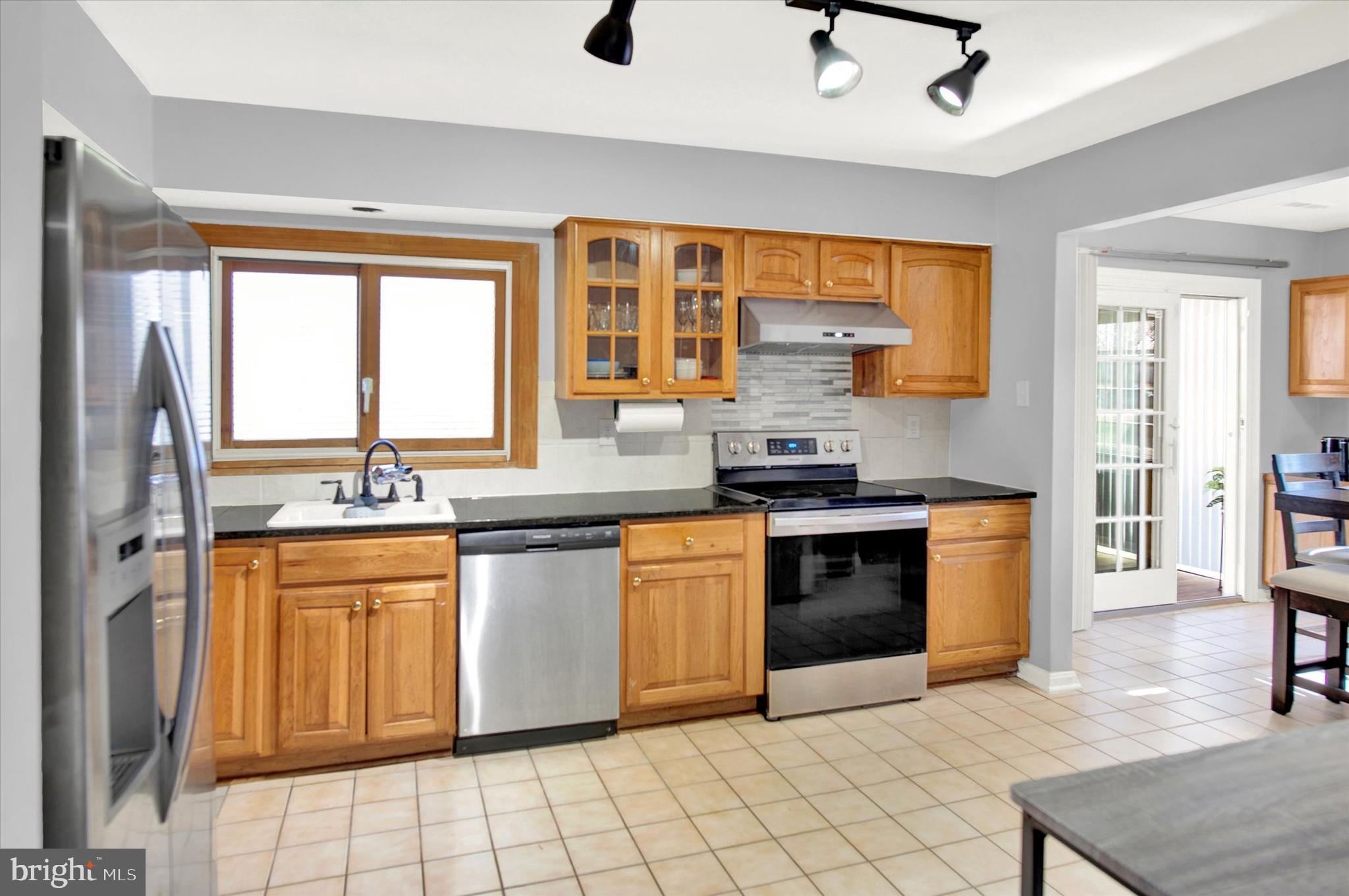 OAKTREE SUB PLAT ONE - Residential Lease