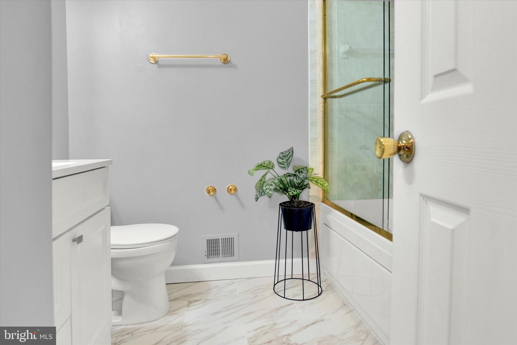 OAKTREE SUB PLAT ONE - Residential Lease