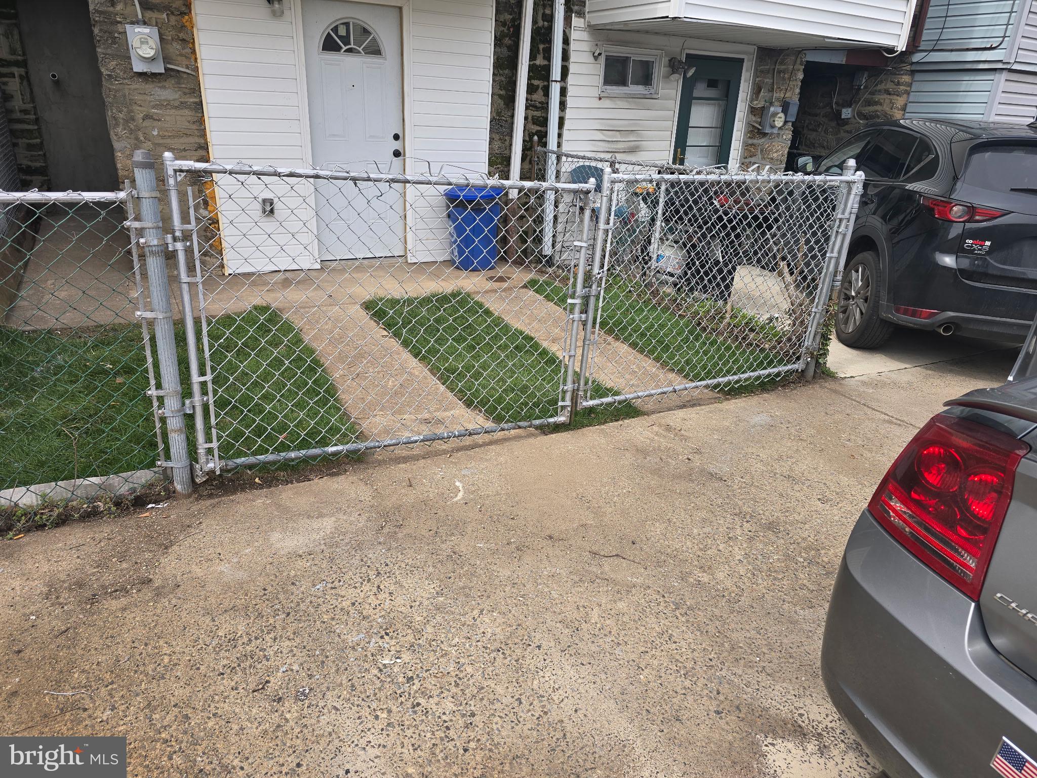 WEST OAK LANE - Residential