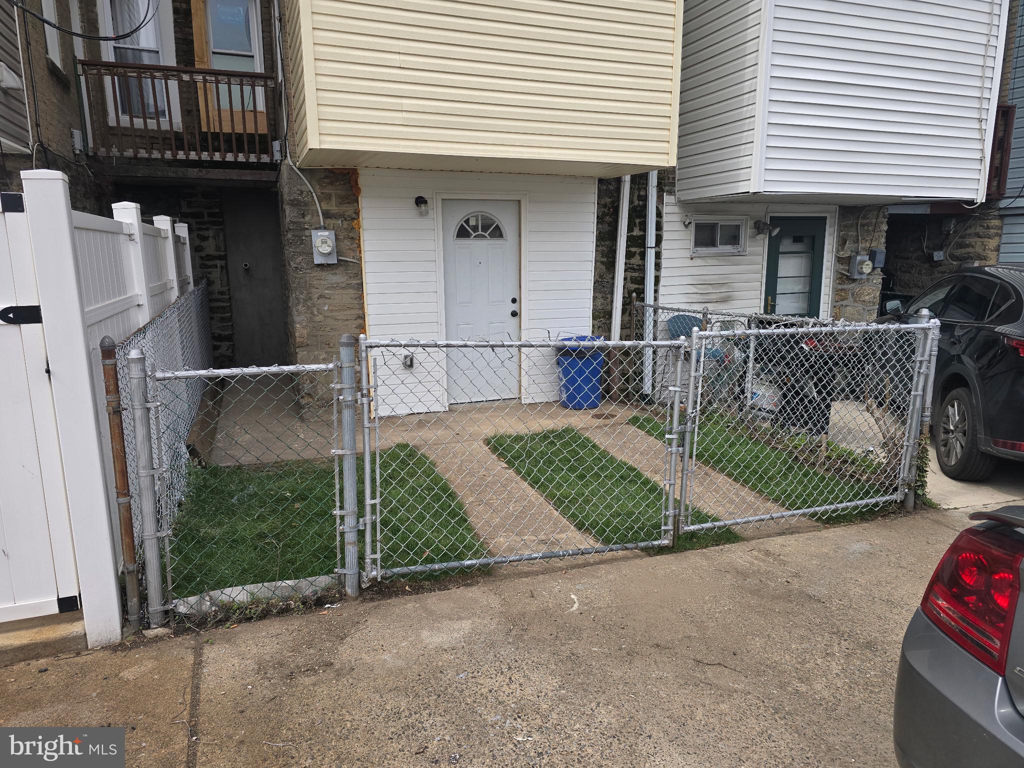 WEST OAK LANE - Residential