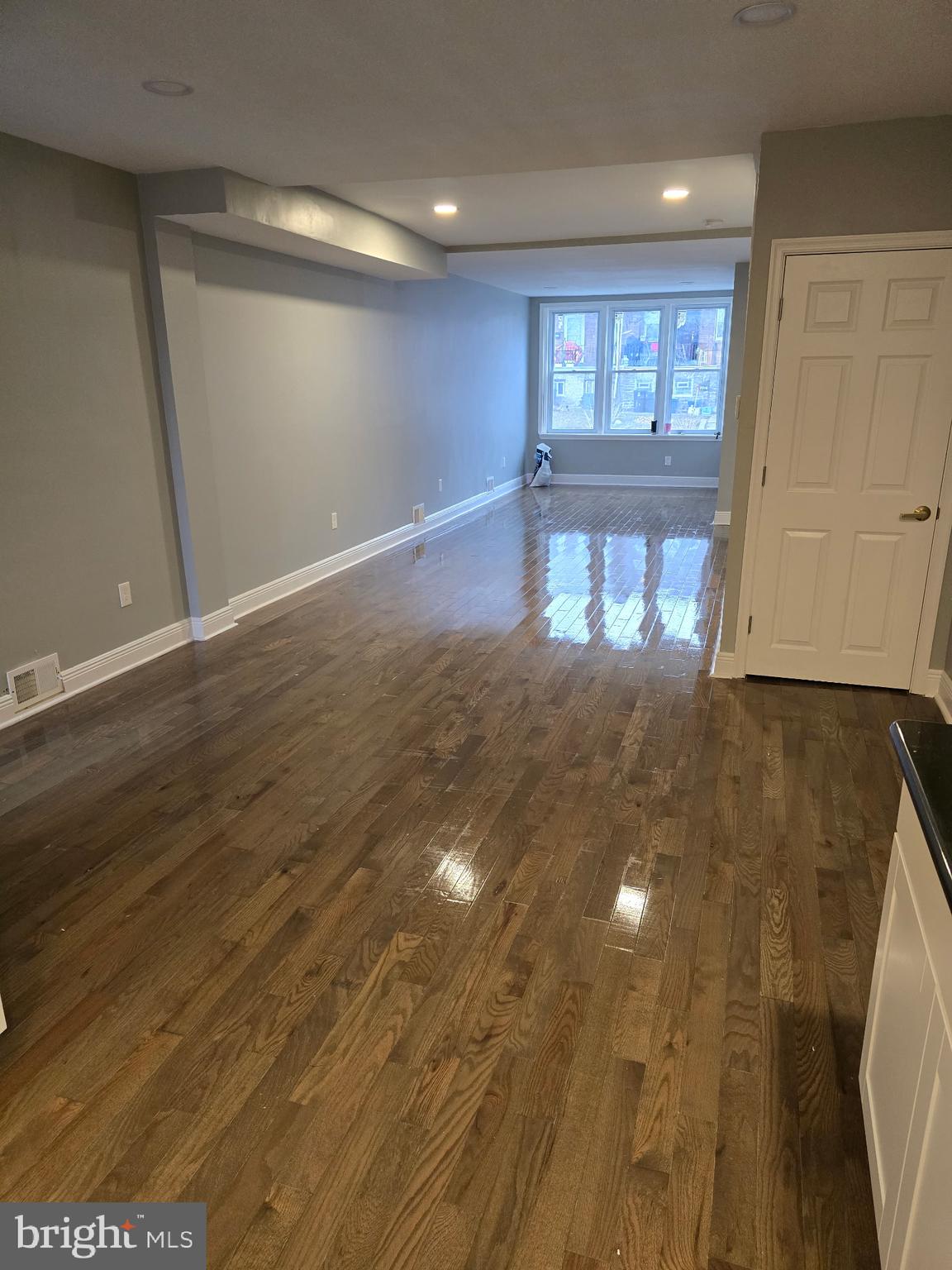 WEST OAK LANE - Residential