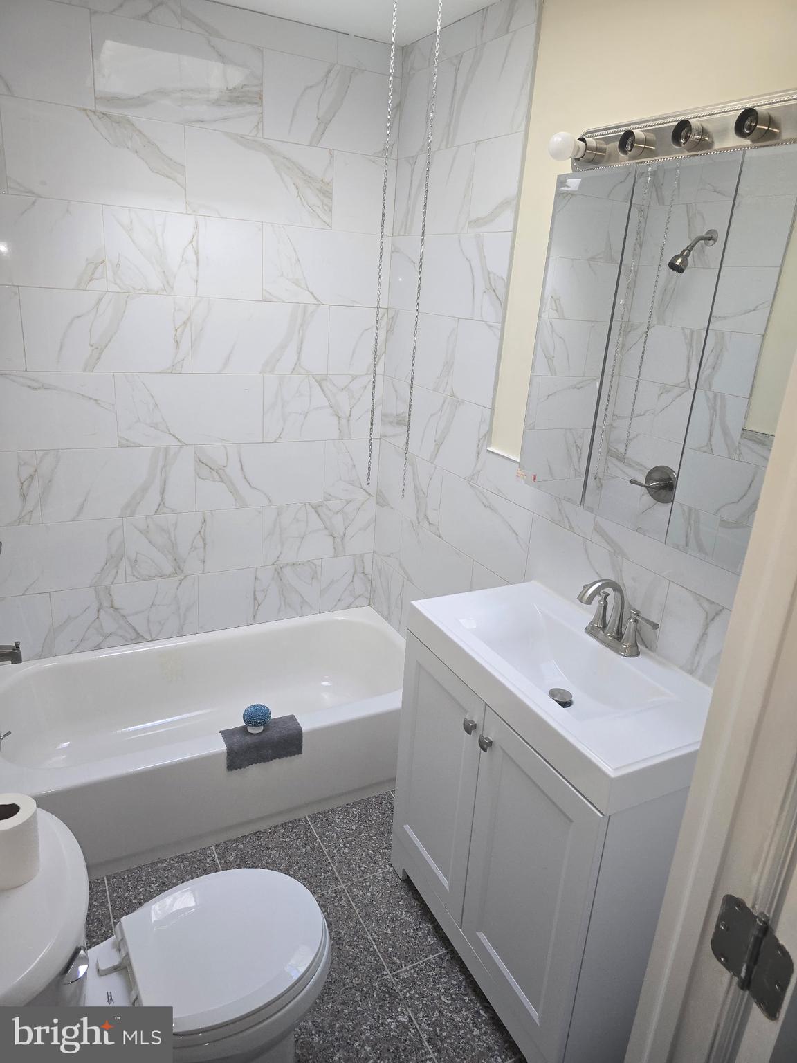 WEST OAK LANE - Residential