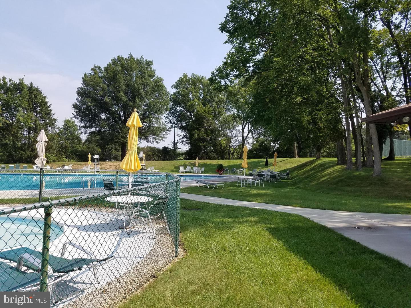 DULANEY TOWERS - Residential