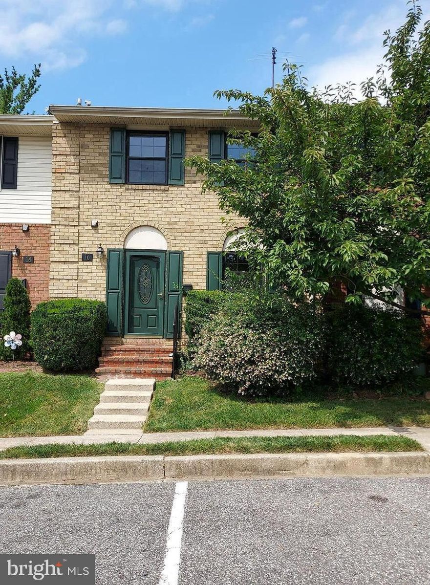 OPEN HOUSE SUNDAY NOV 12th, 11am-1PM!!
3BR/2FB/2HB  Condo townhome located in a 24/7 Gated community convenient to everything Towson!    New Carpet installed and Freshly Painted with updated Kitchen -cabinets, renovated upper level Baths, spacious rooms throughout including a living /dining room combo, eat in kitchen, lower level family room with walk out to backyard.  The condo fees cover Roof, exterior grounds, snow removal, outdoor community pool, basketball courts, tennis/pickleball courts and a tot lot.  Located  minutes to I-695, Towson University, and walking distance to Towson Mall and much of Towson's business district. Easy commute to downtown Baltimore, too!