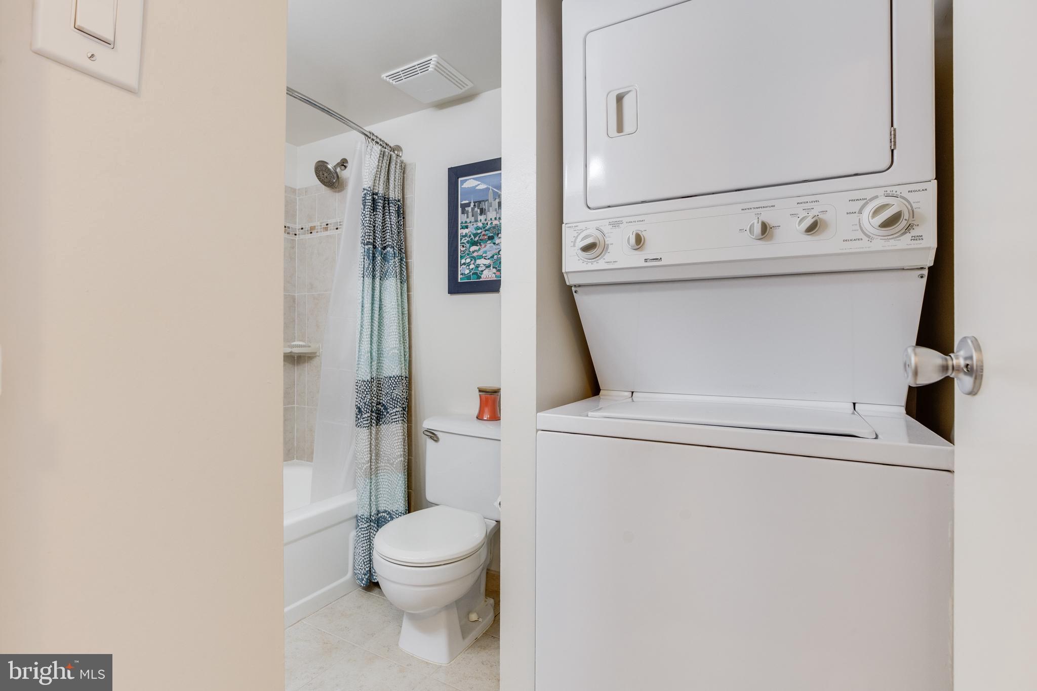 SENTINEL OF LANDMARK - Residential