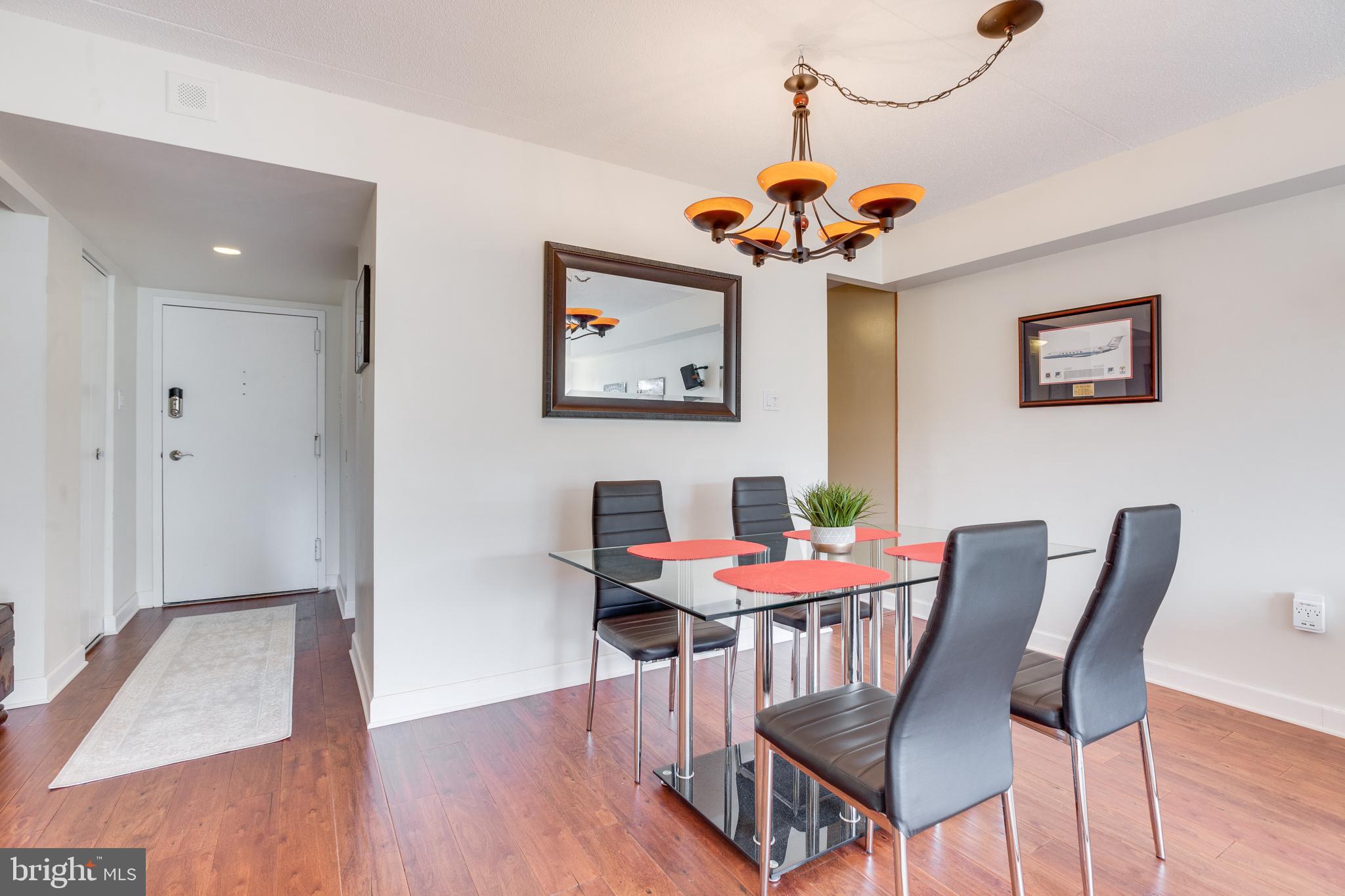 SENTINEL OF LANDMARK - Residential