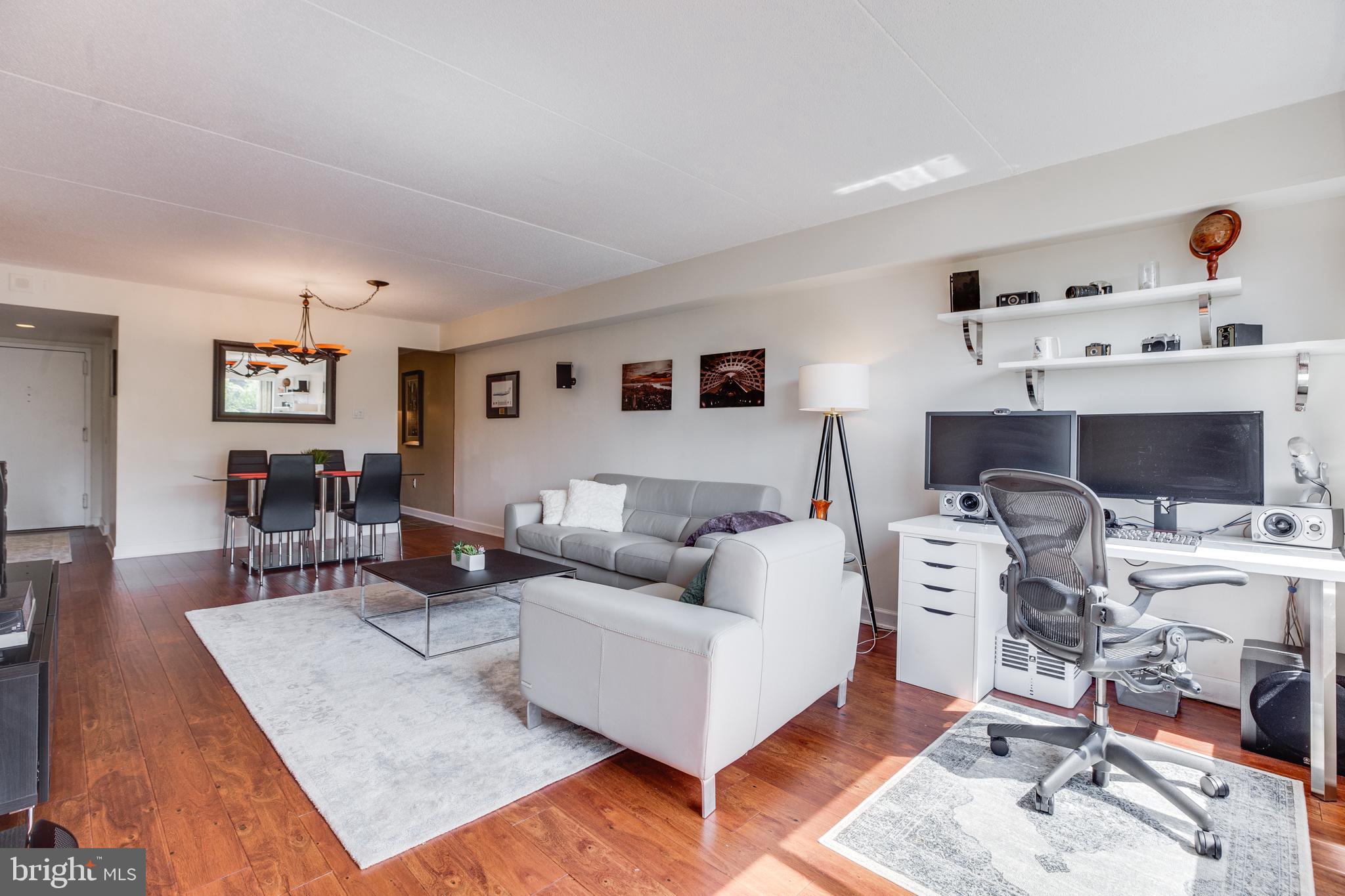 SENTINEL OF LANDMARK - Residential