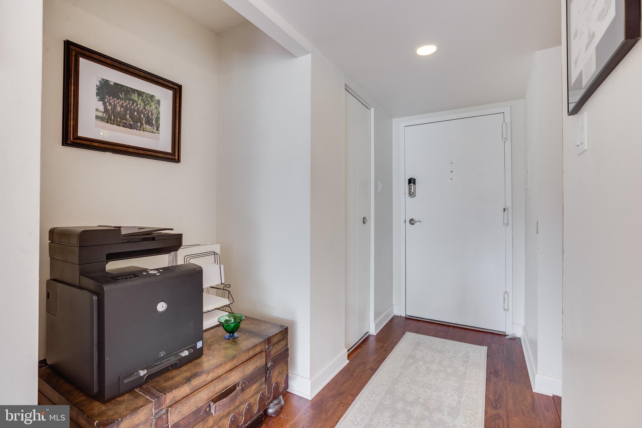 SENTINEL OF LANDMARK - Residential