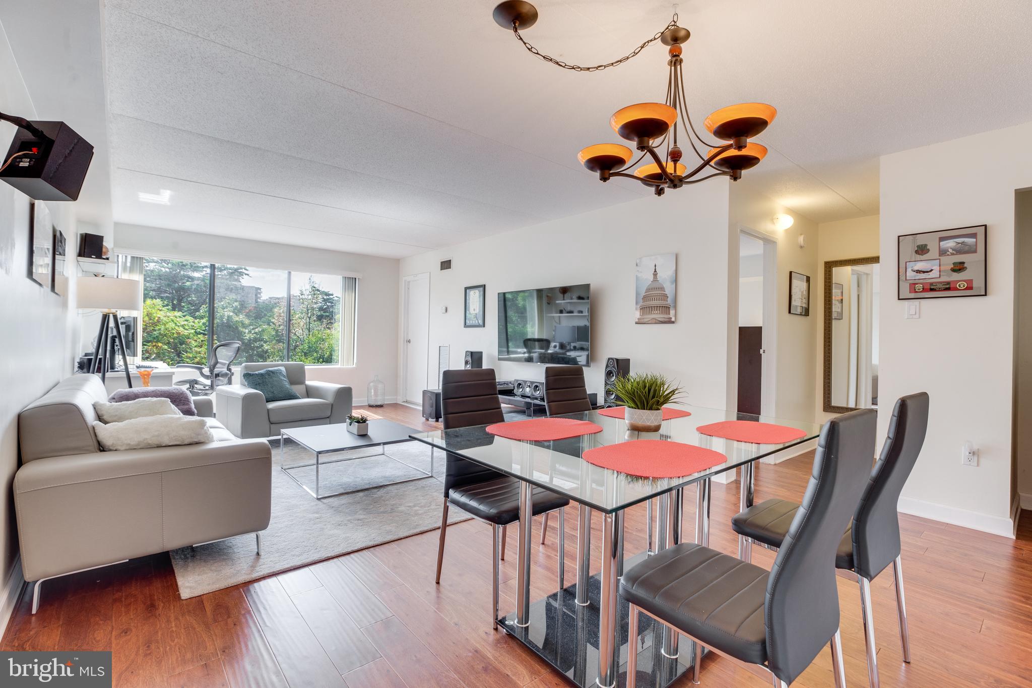 SENTINEL OF LANDMARK - Residential