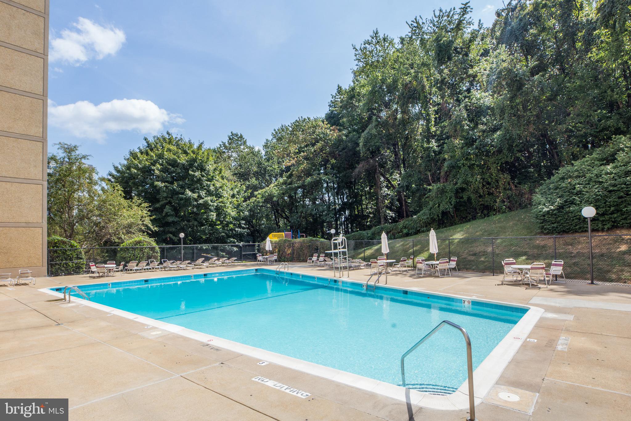 SENTINEL OF LANDMARK - Residential