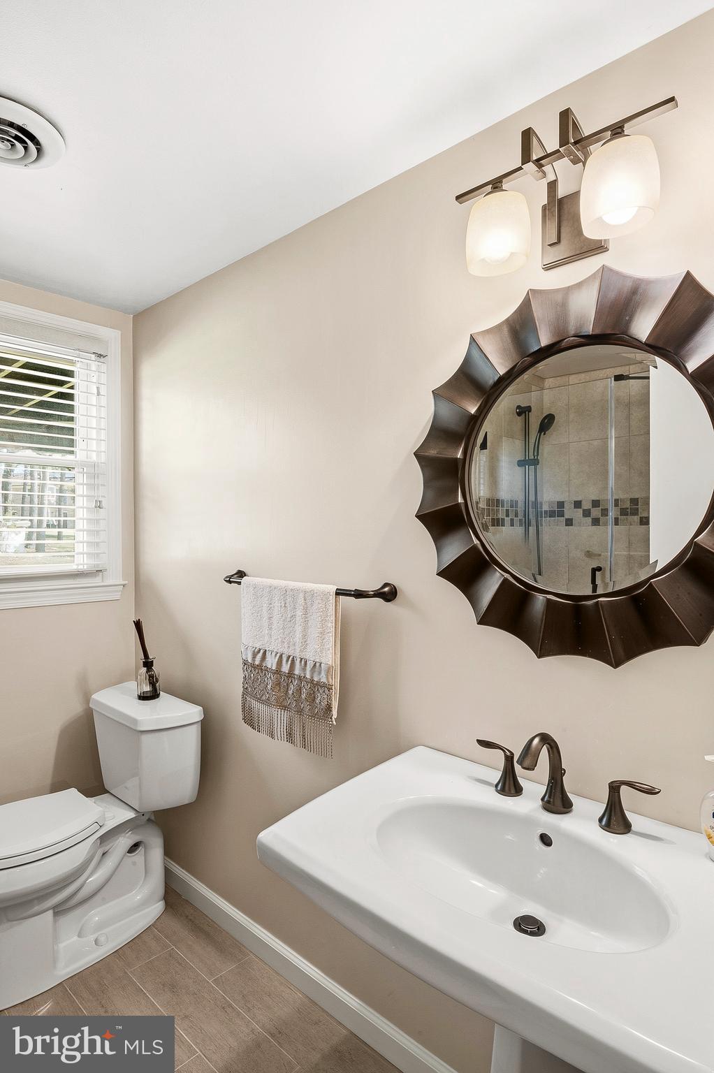 CLINTON VIEW - Residential