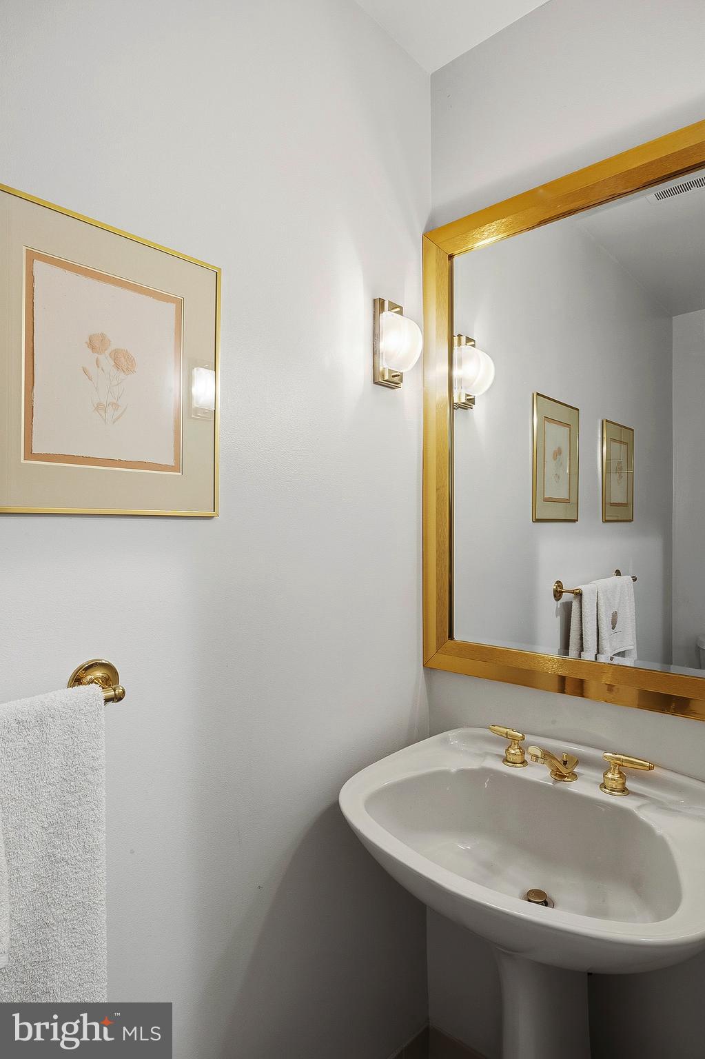 CLINTON VIEW - Residential