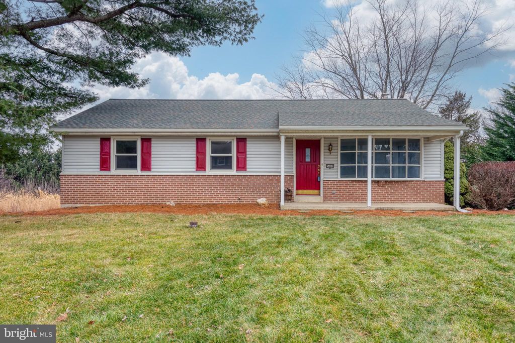 Photo of 3680 Keen Avenue, Columbia, PA 17512 (MLS # PALA2046866)