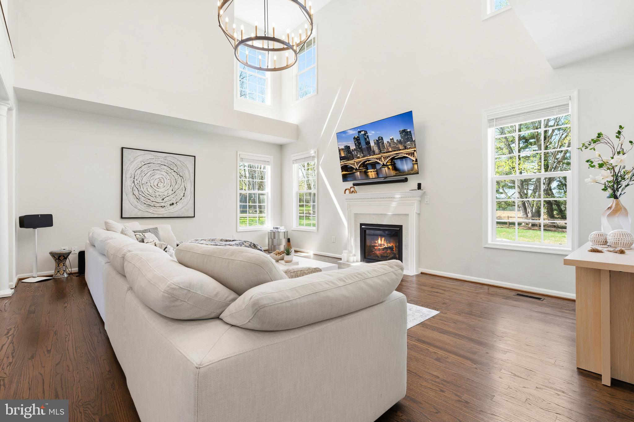 DARNESTOWN OUTSIDE - Residential