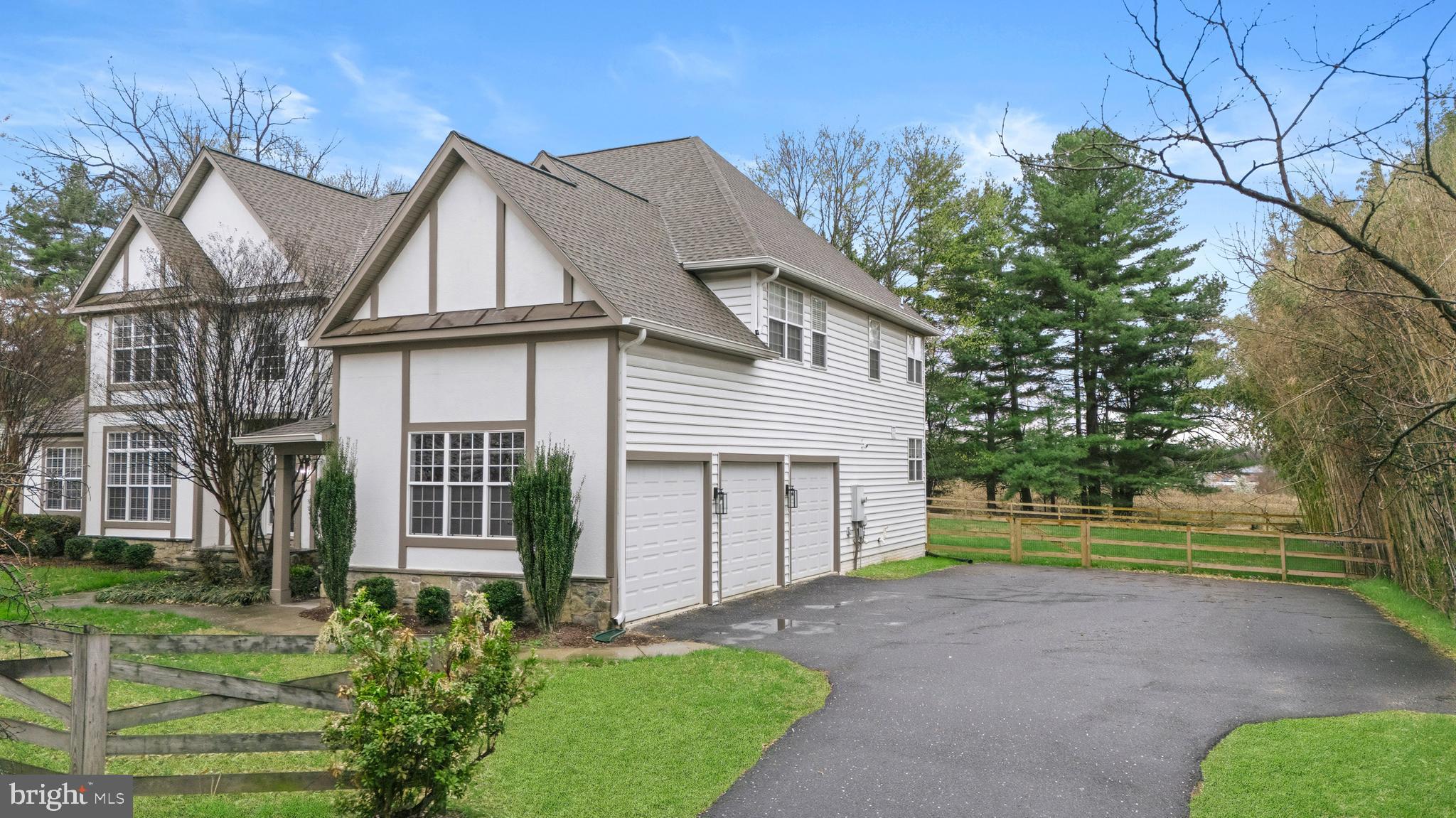 DARNESTOWN OUTSIDE - Residential