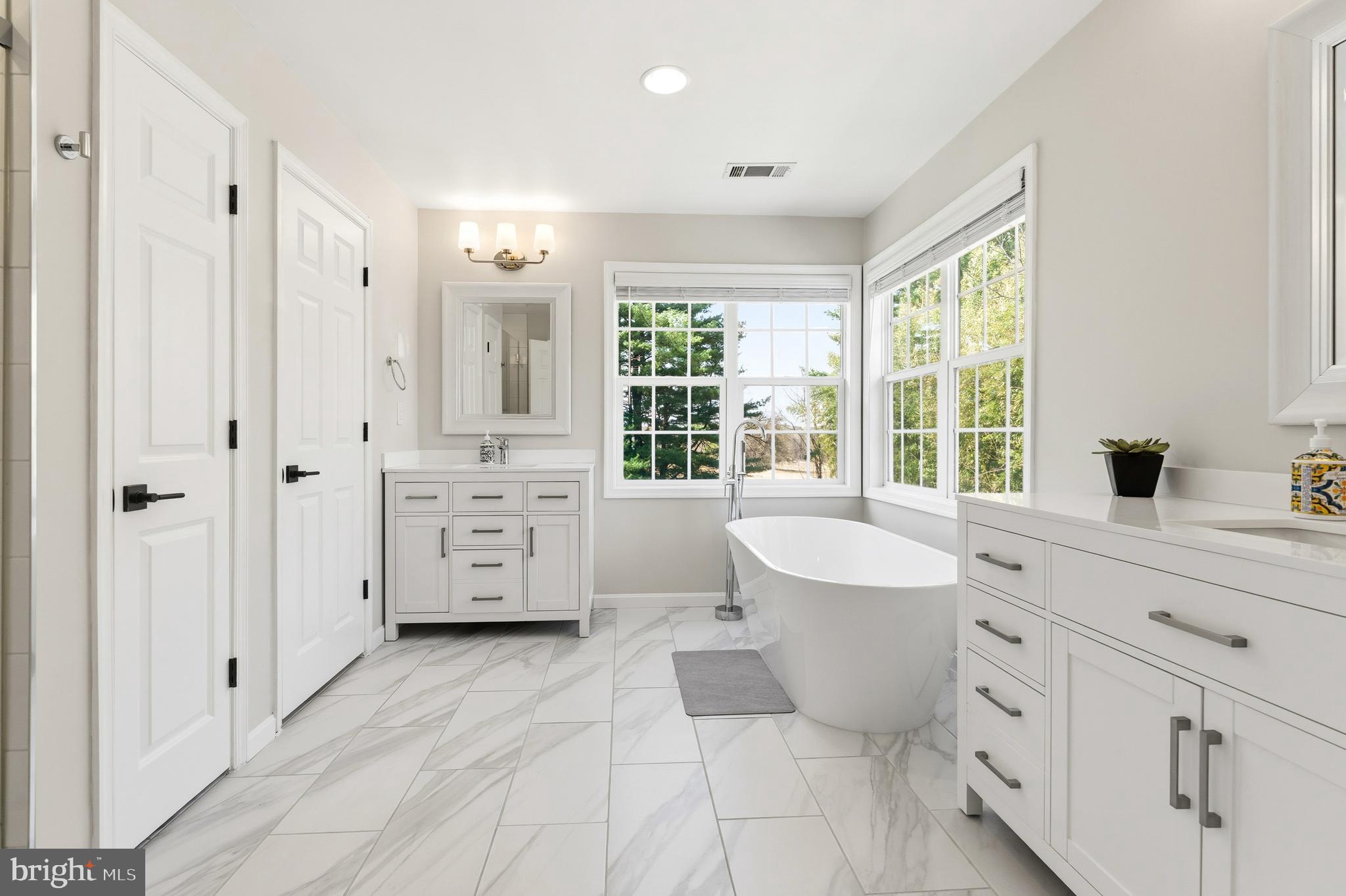 DARNESTOWN OUTSIDE - Residential