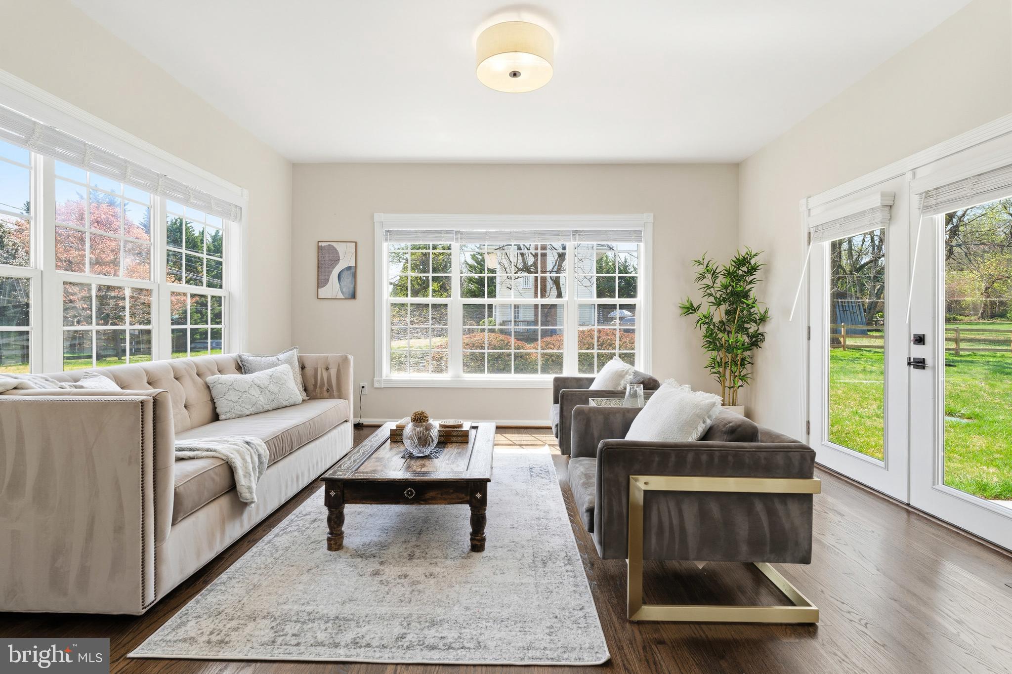 DARNESTOWN OUTSIDE - Residential