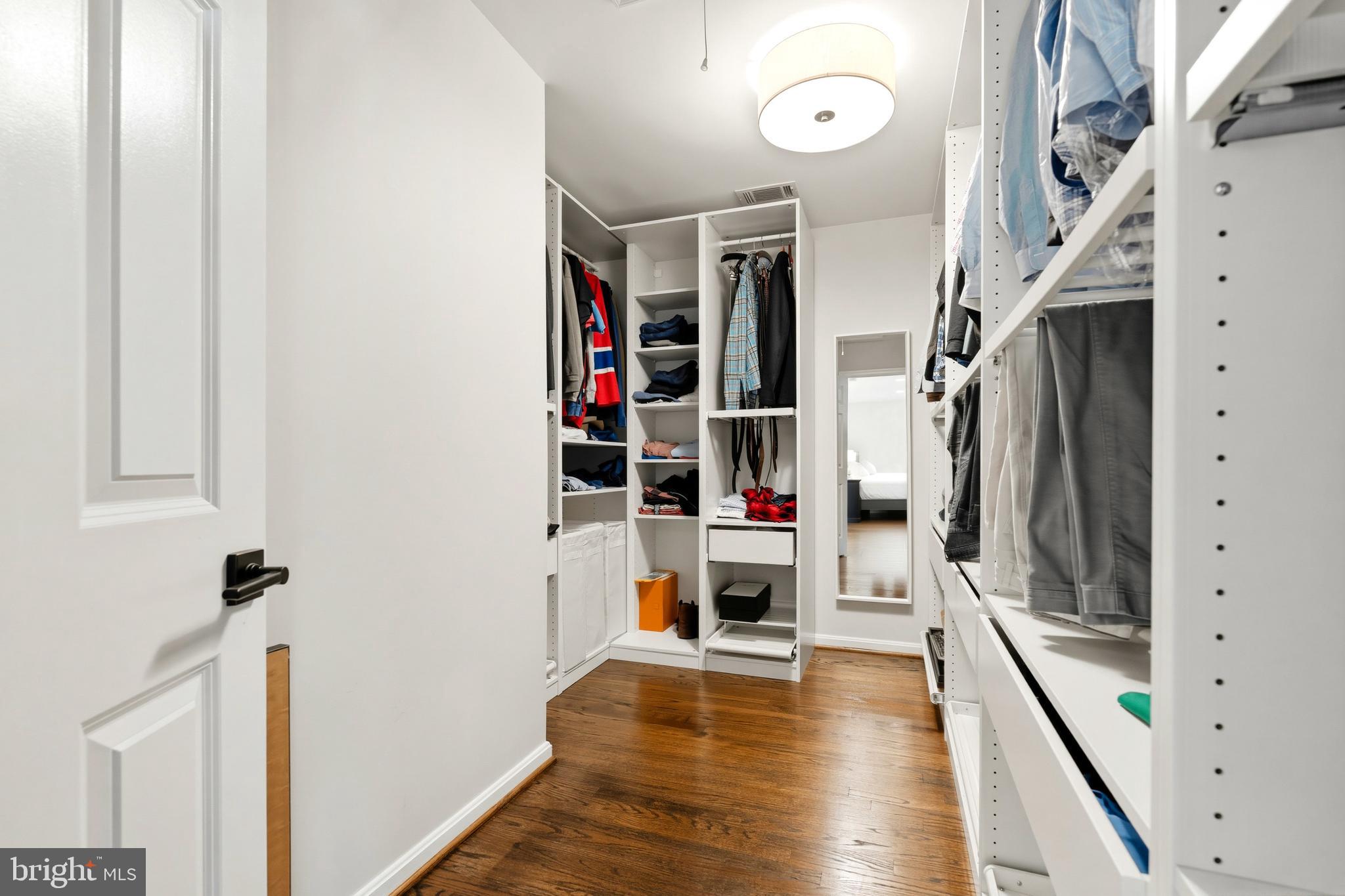 DARNESTOWN OUTSIDE - Residential