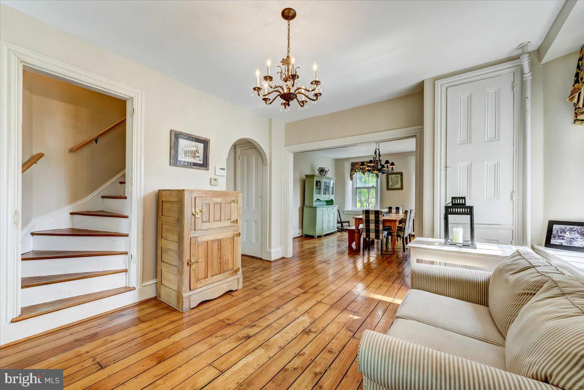 PIN OAK FARMS - Residential