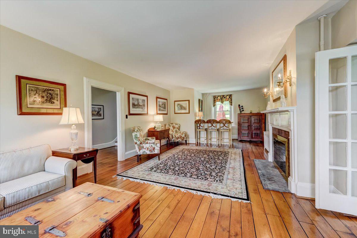 PIN OAK FARMS - Residential